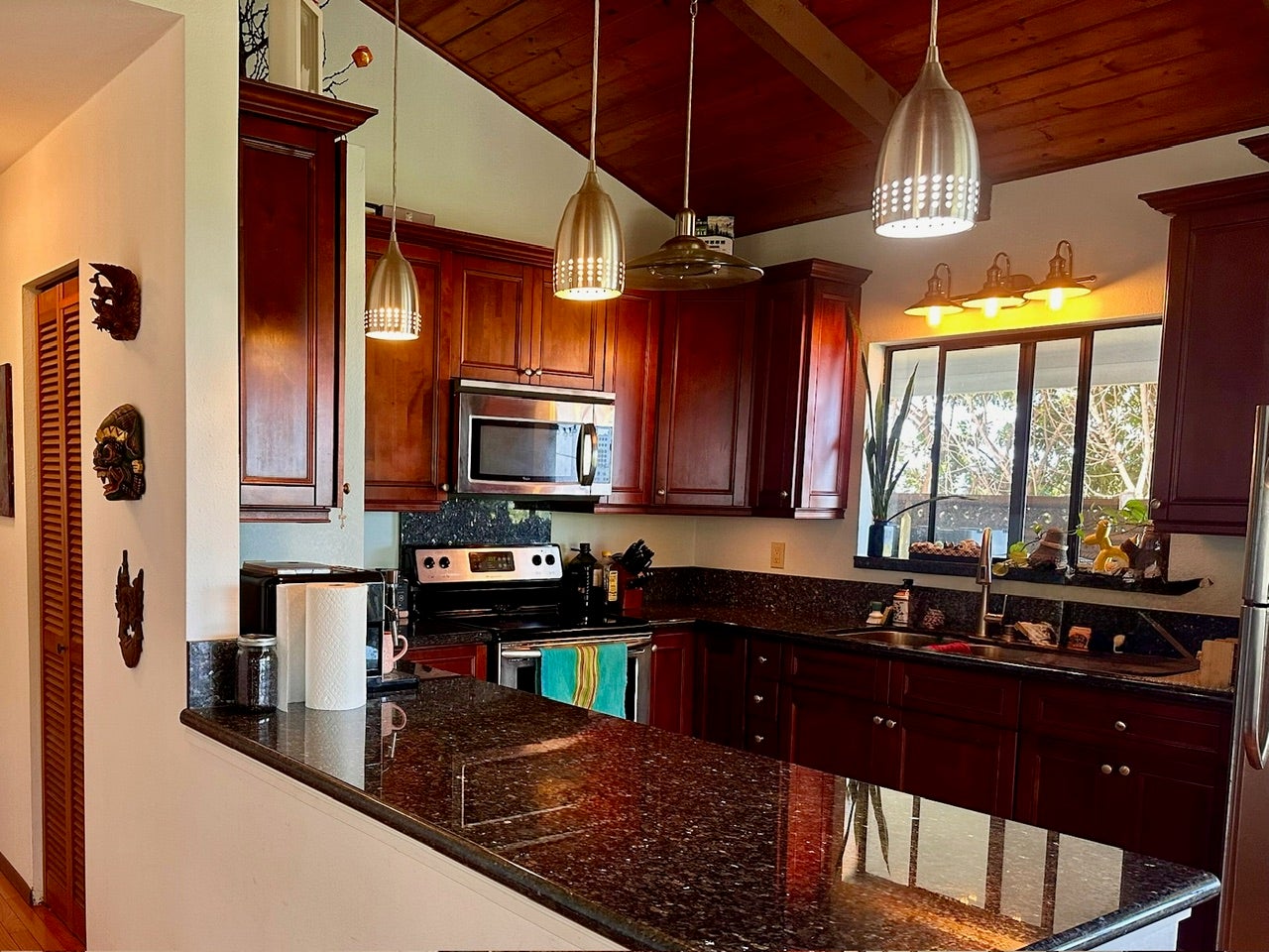 74-4975 KEALAKAA ST
