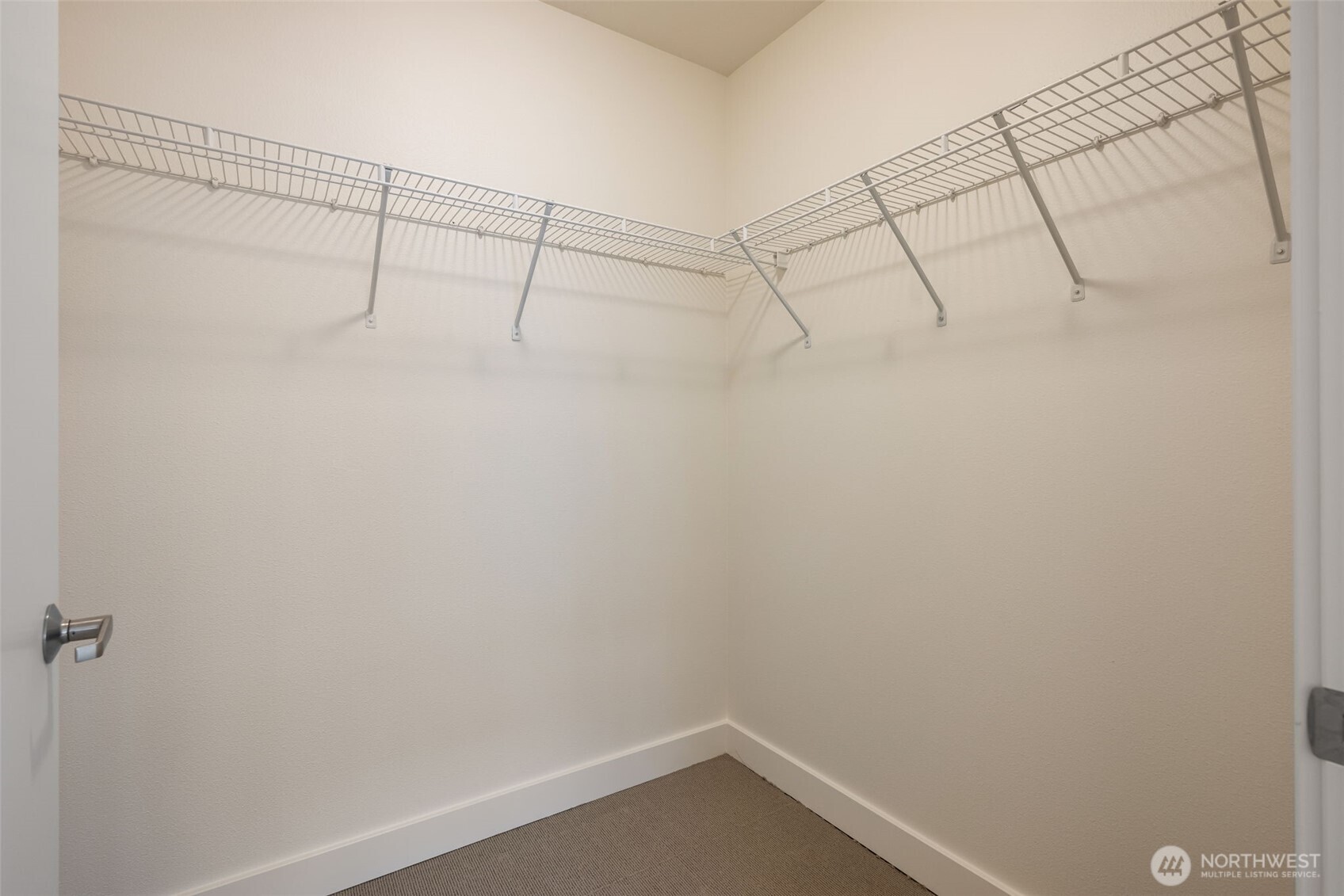1610 Belmont Avenue Unit: 404