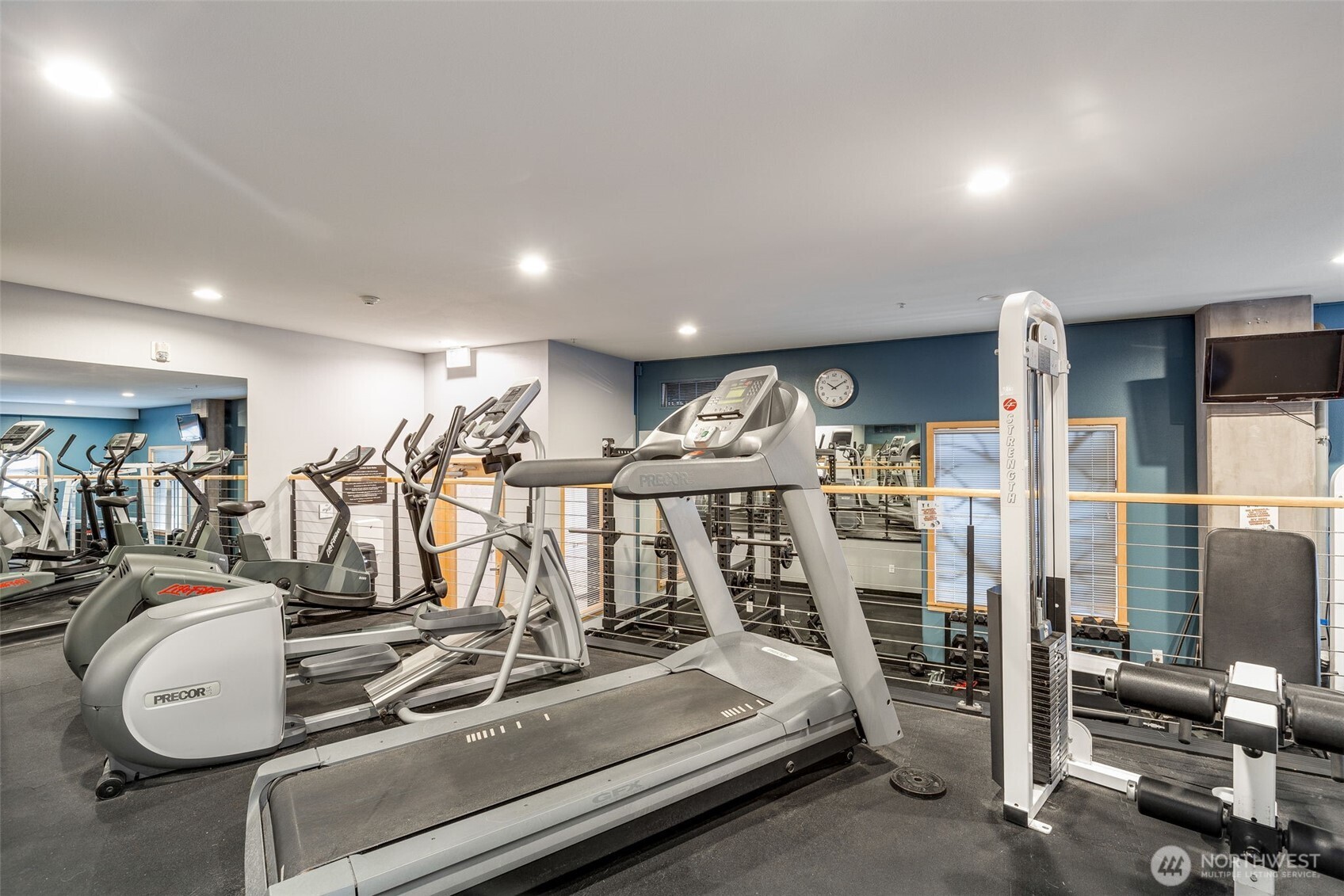 1610 Belmont Avenue Unit: 404