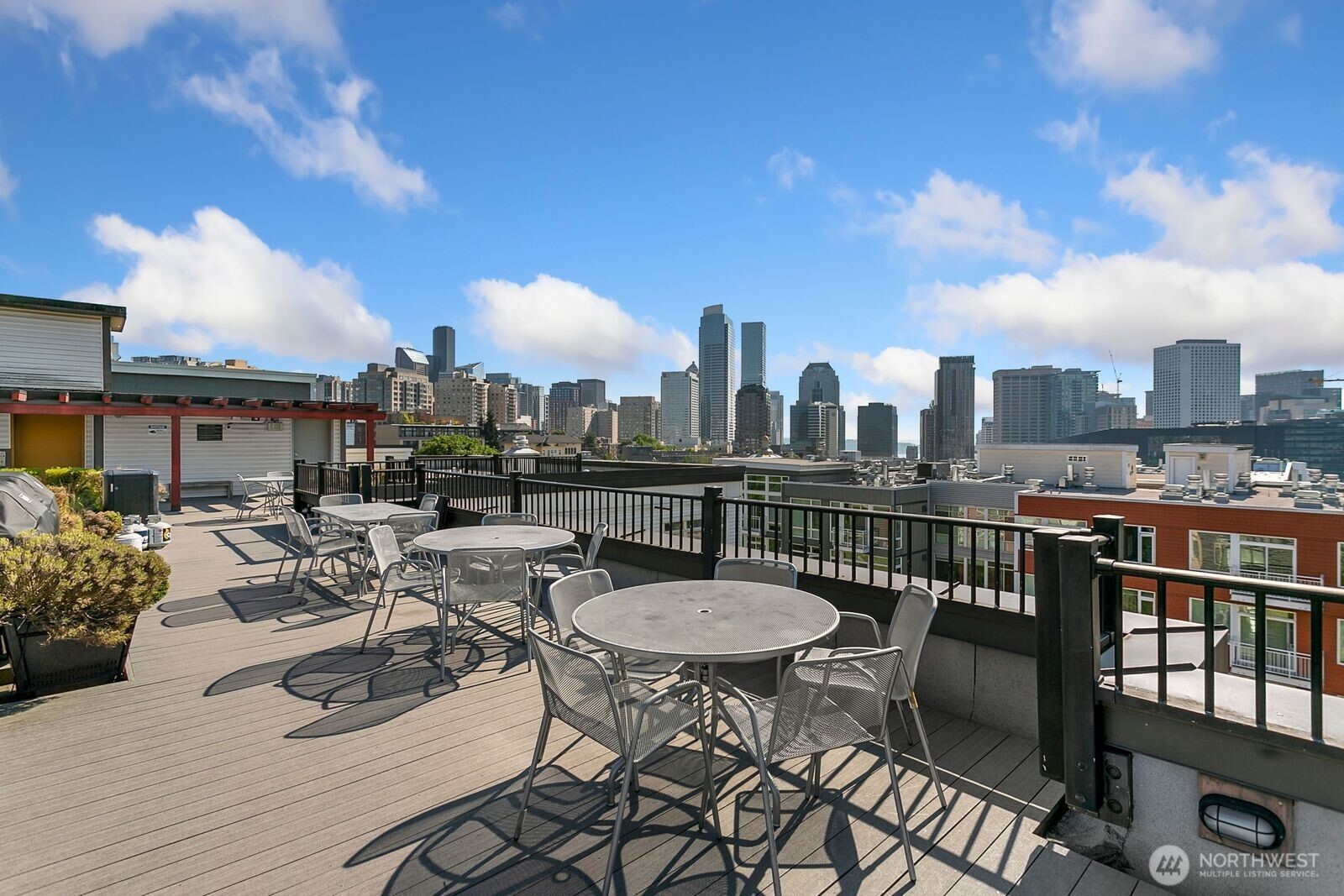 1610 Belmont Avenue Unit: 404