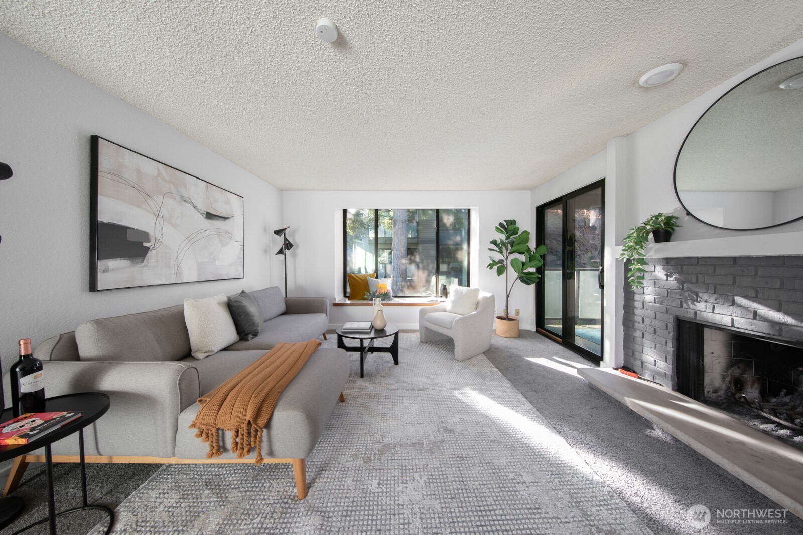 10545 Meridian Avenue N Unit: 201