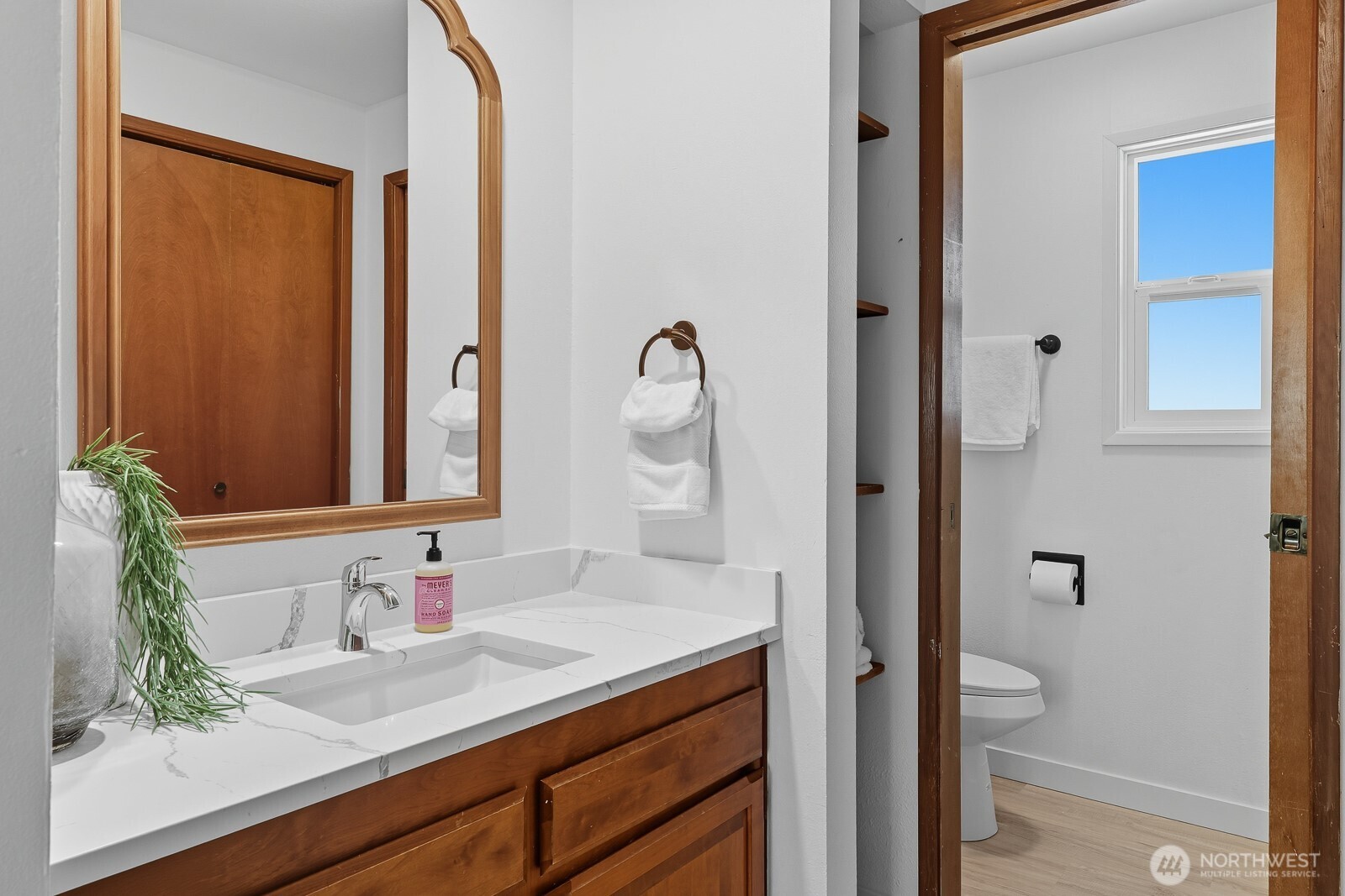 7573 Old Redmond Road Unit: 12