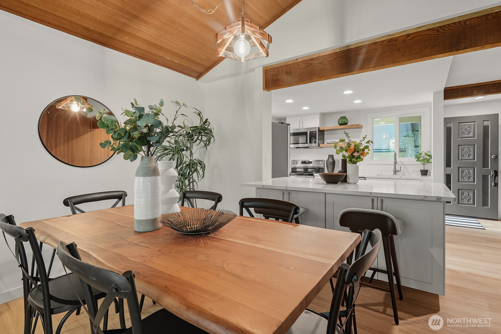 7573 Old Redmond Road Unit: 12
