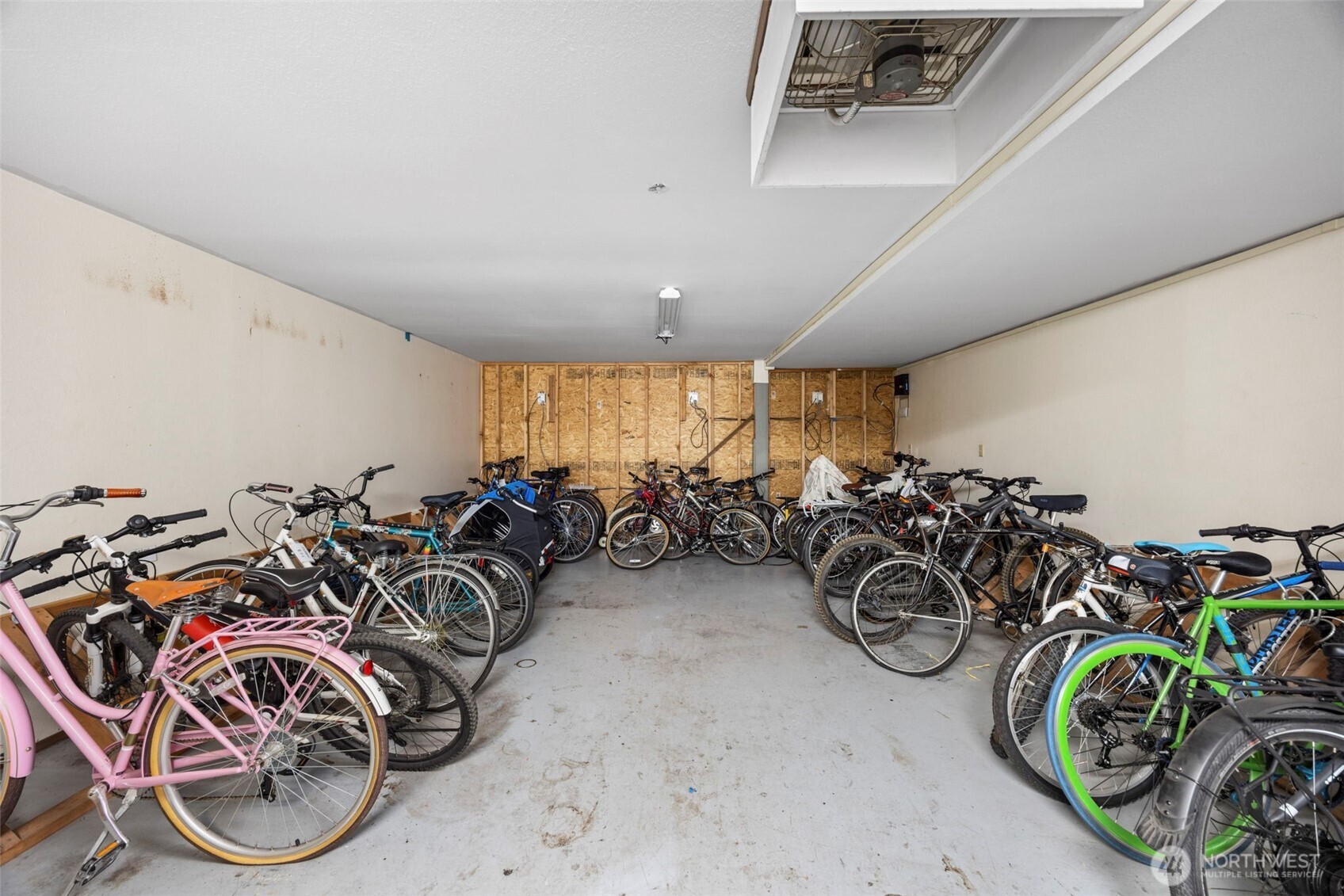 7001 Sand Point Way NE Unit: B212