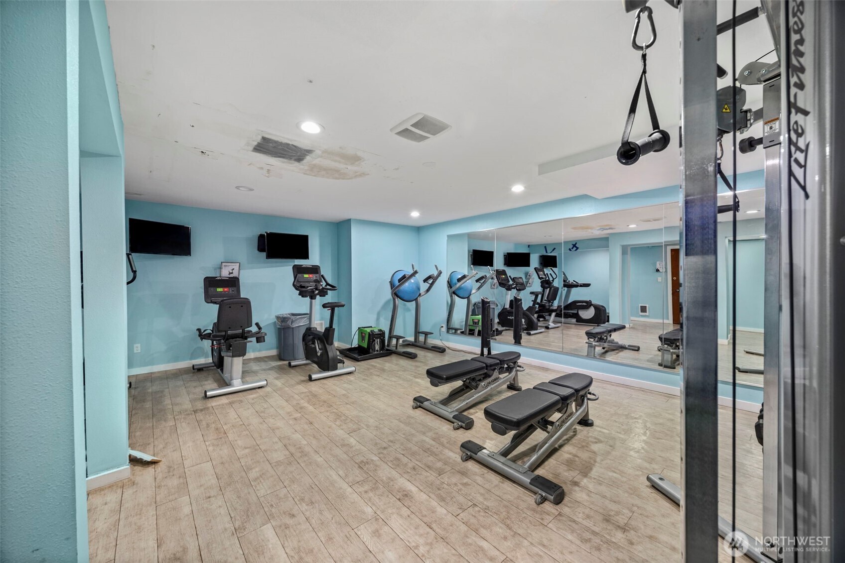 7001 Sand Point Way NE Unit: B212