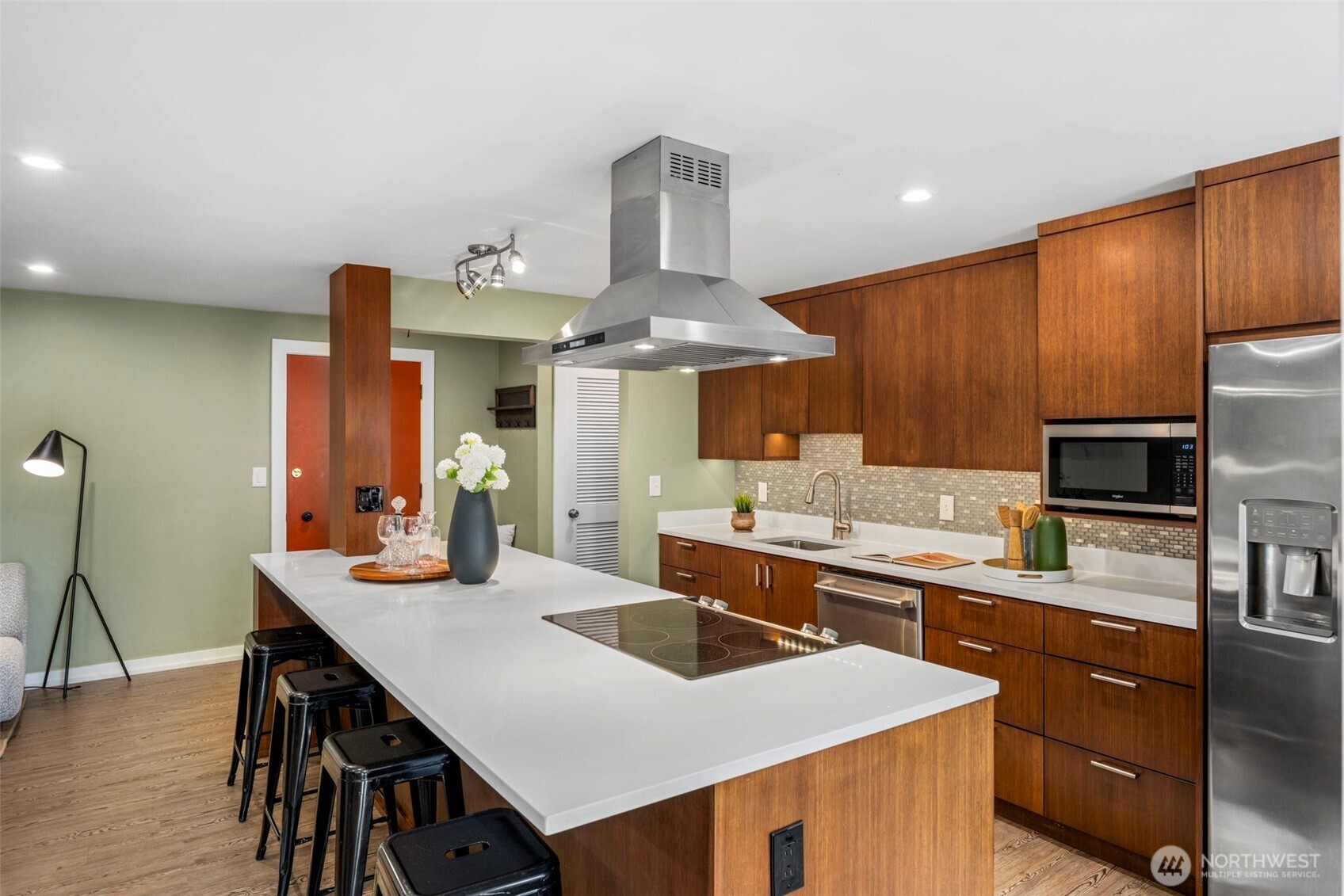 7001 Sand Point Way NE Unit: B212