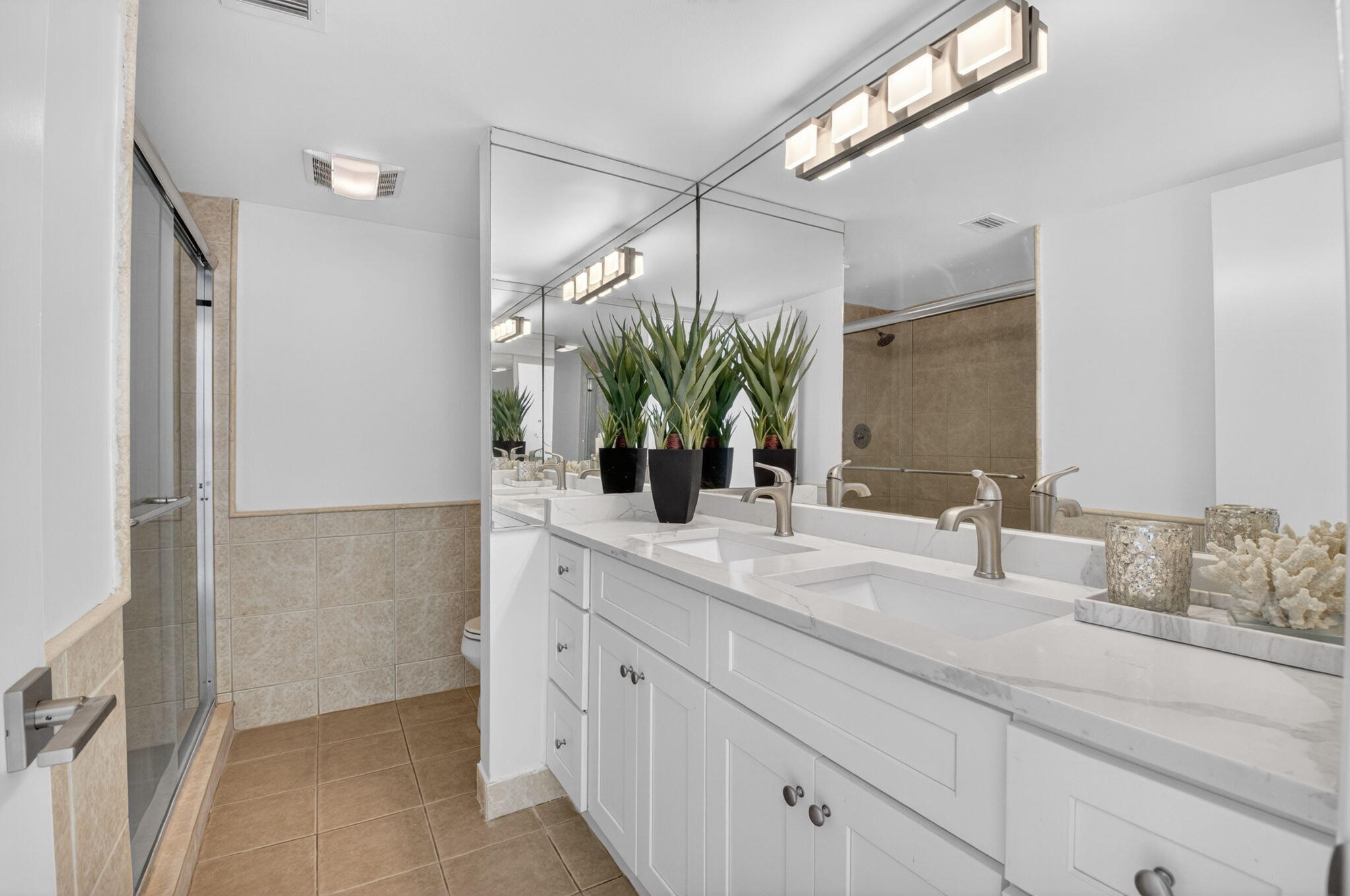 3708 Bridgewood Drive