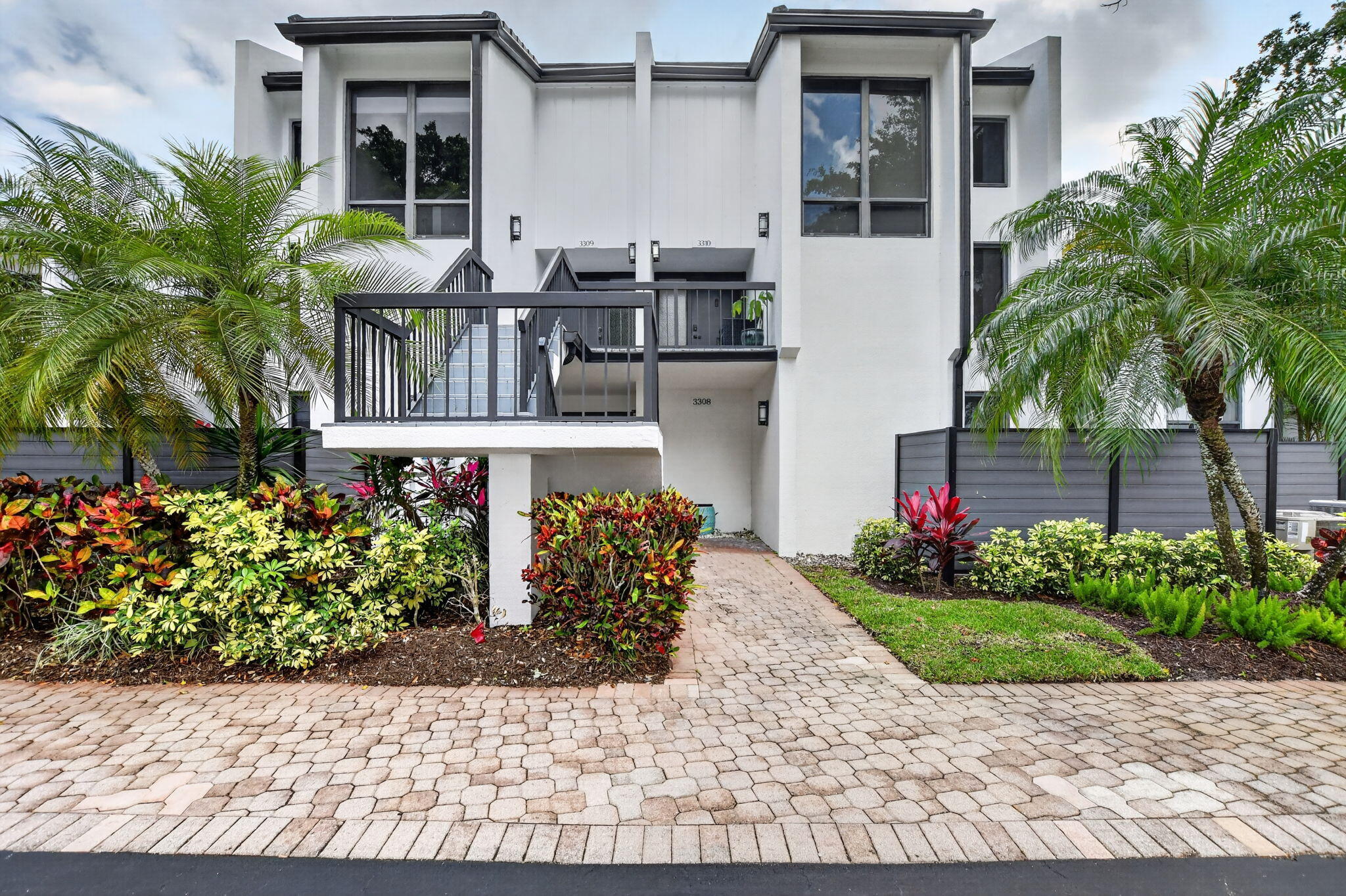 3310 Bridgewood Drive