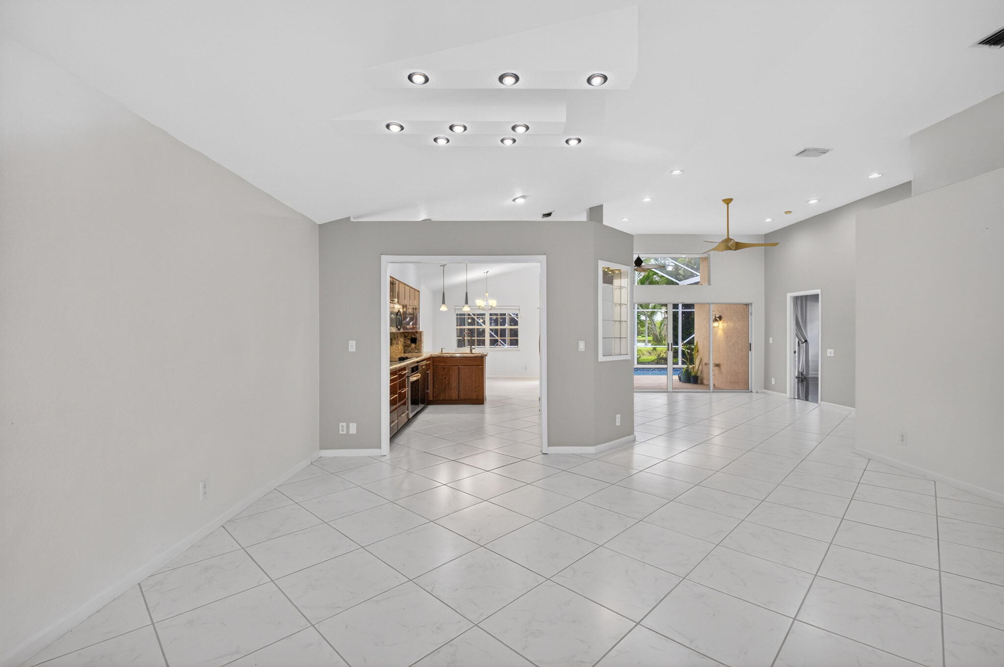 7558 Ironbridge Circle