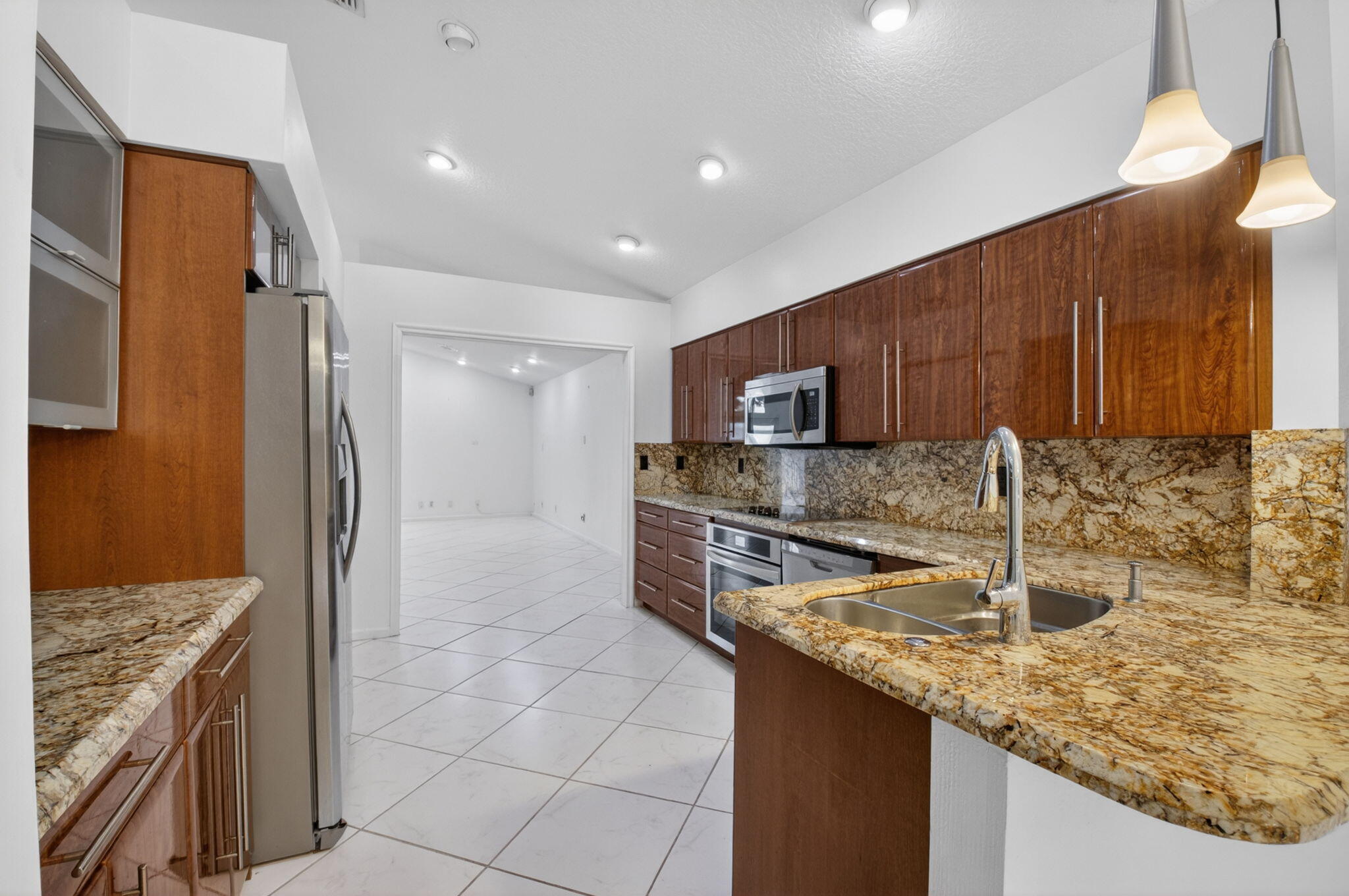 7558 Ironbridge Circle