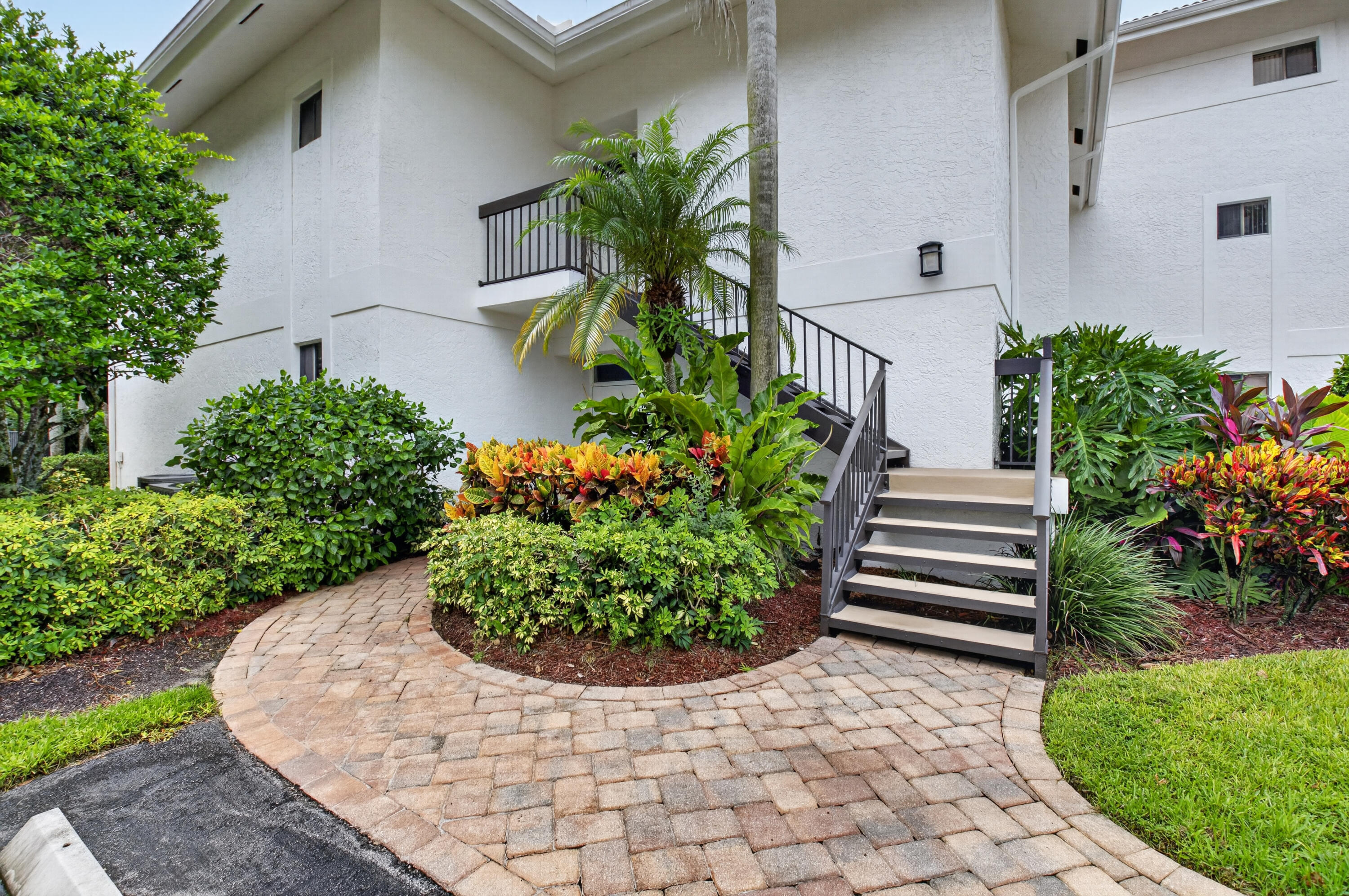 19271 Sabal Lake Drive