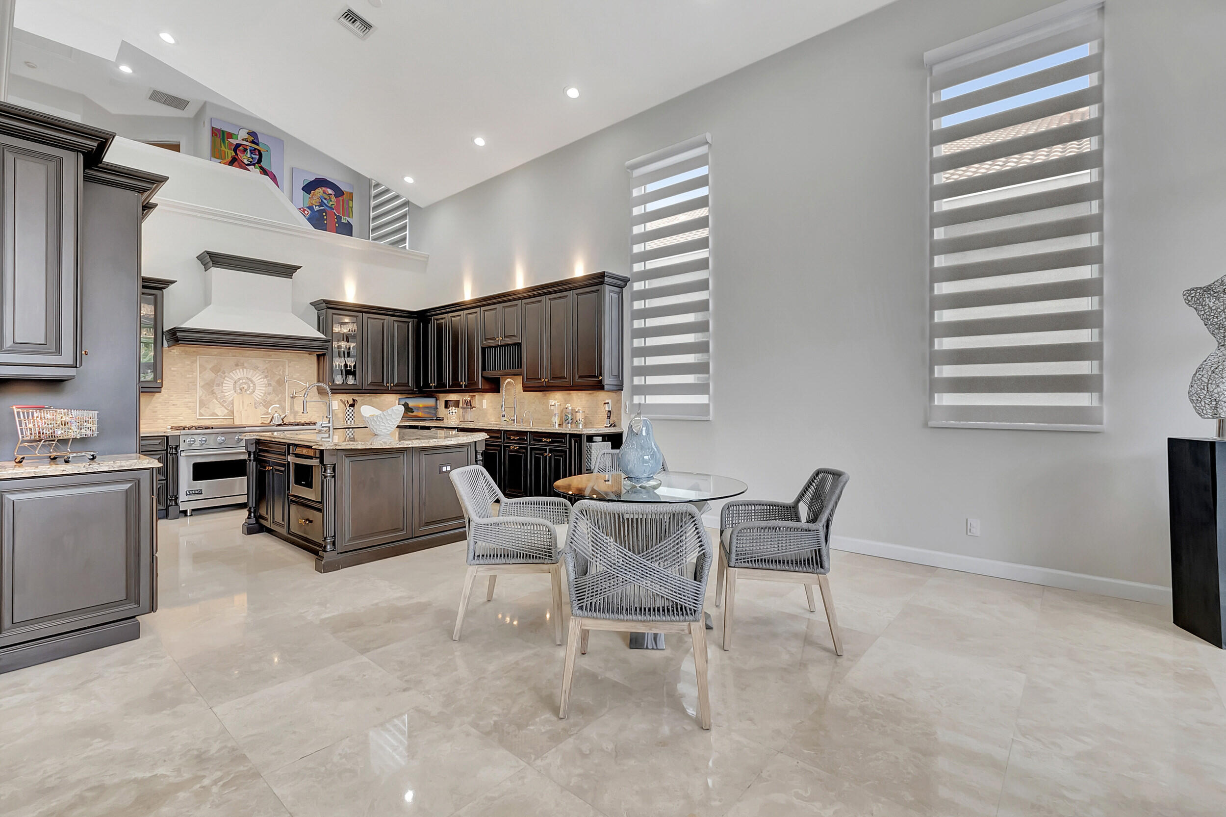 4085 Avalon Pointe Drive