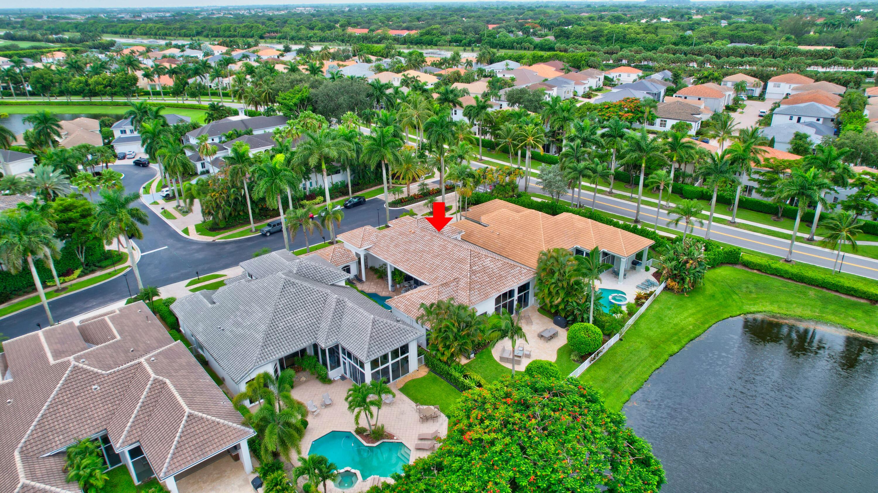 4085 Avalon Pointe Drive