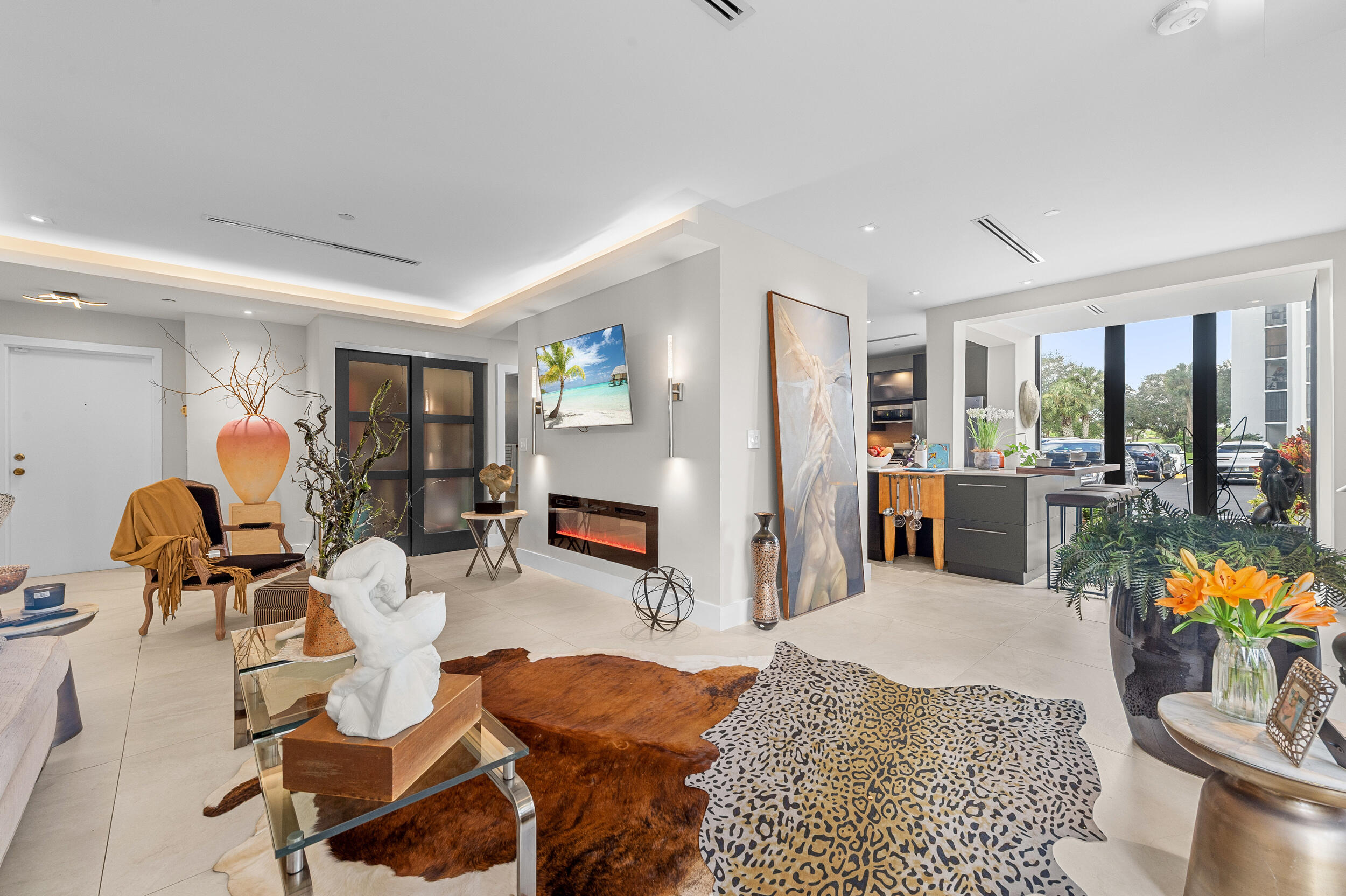 7819 Lakeside Boulevard 814