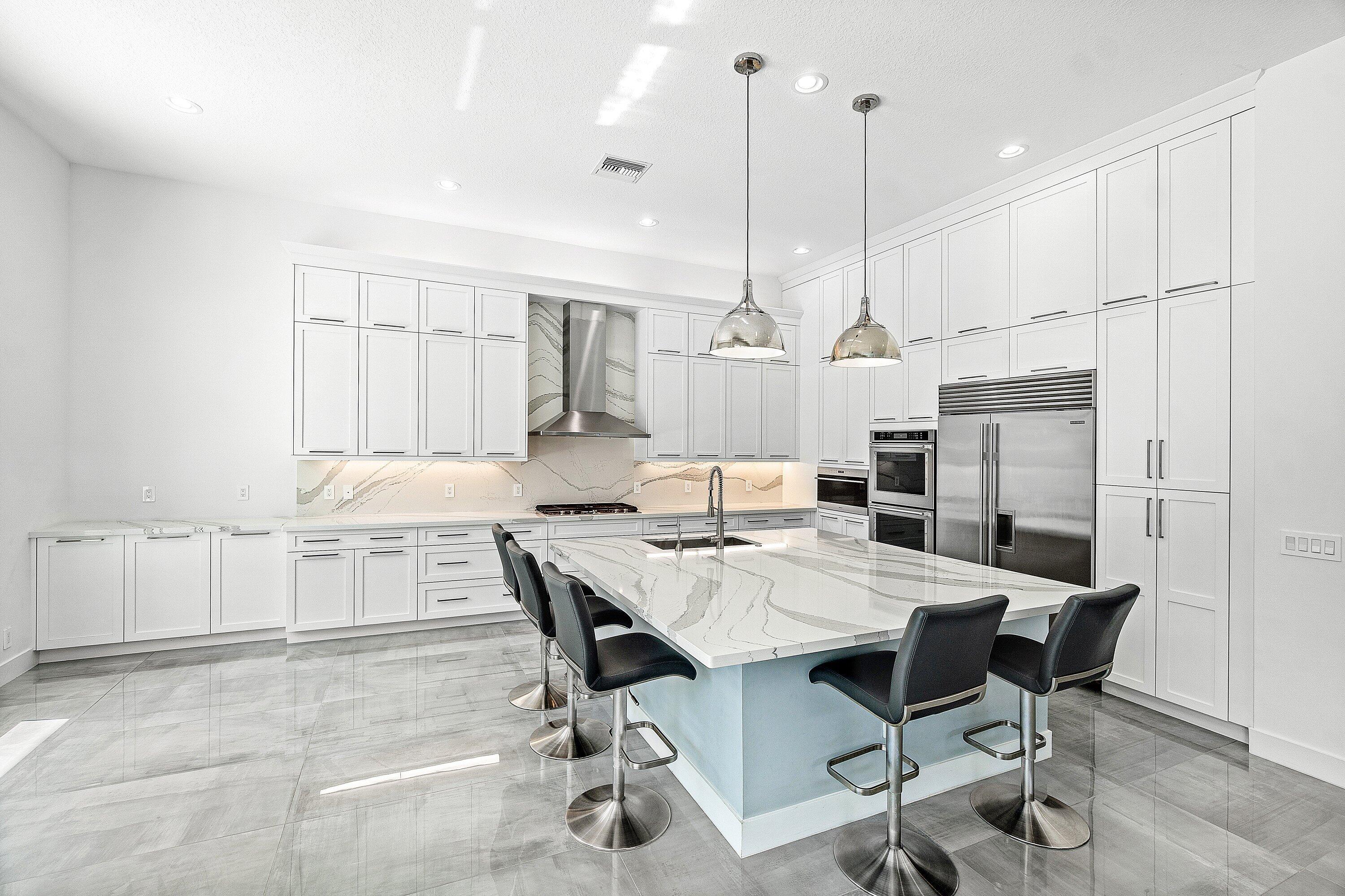 9006 Dulcetto Court