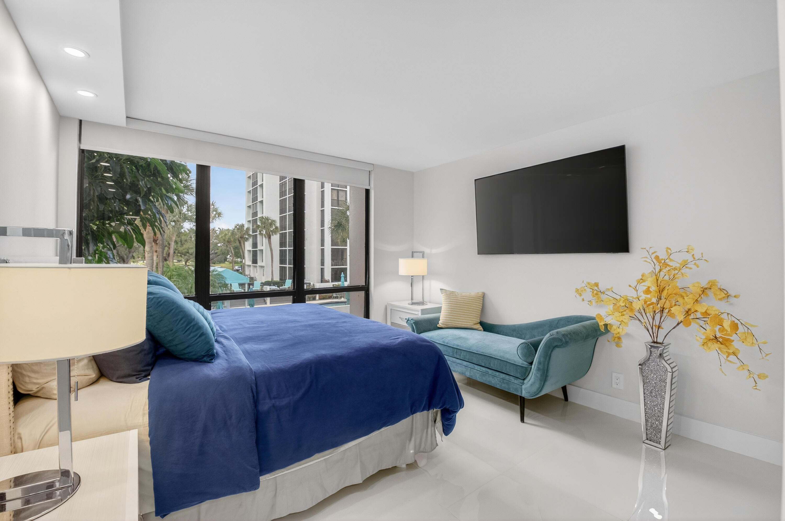 7835 Lakeside Boulevard 925