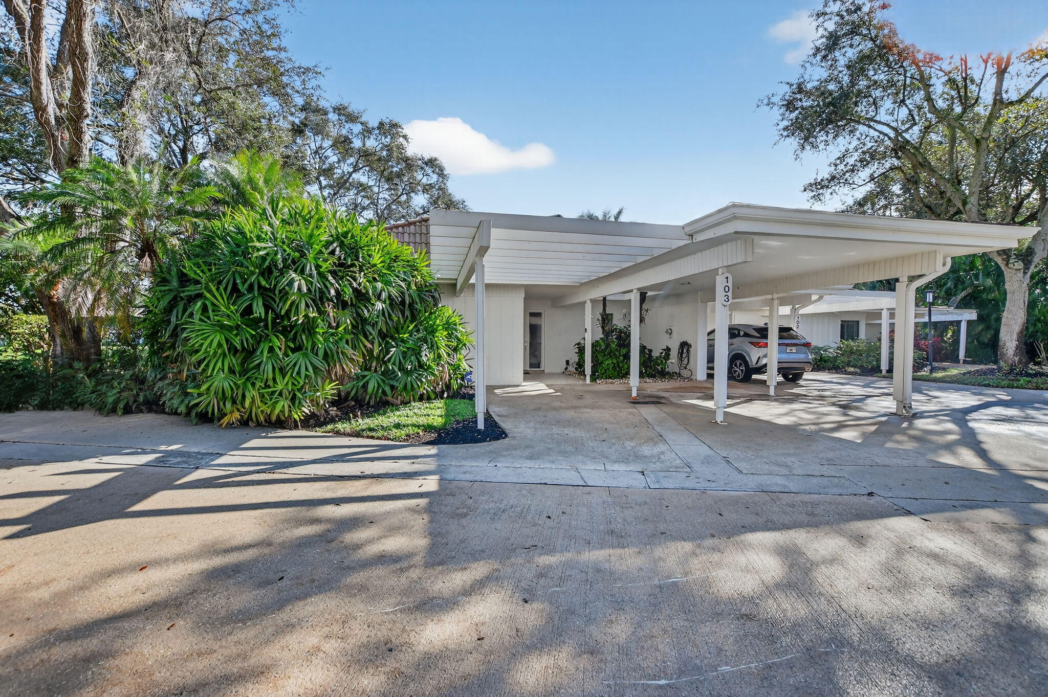 103 Bridgewood Court
