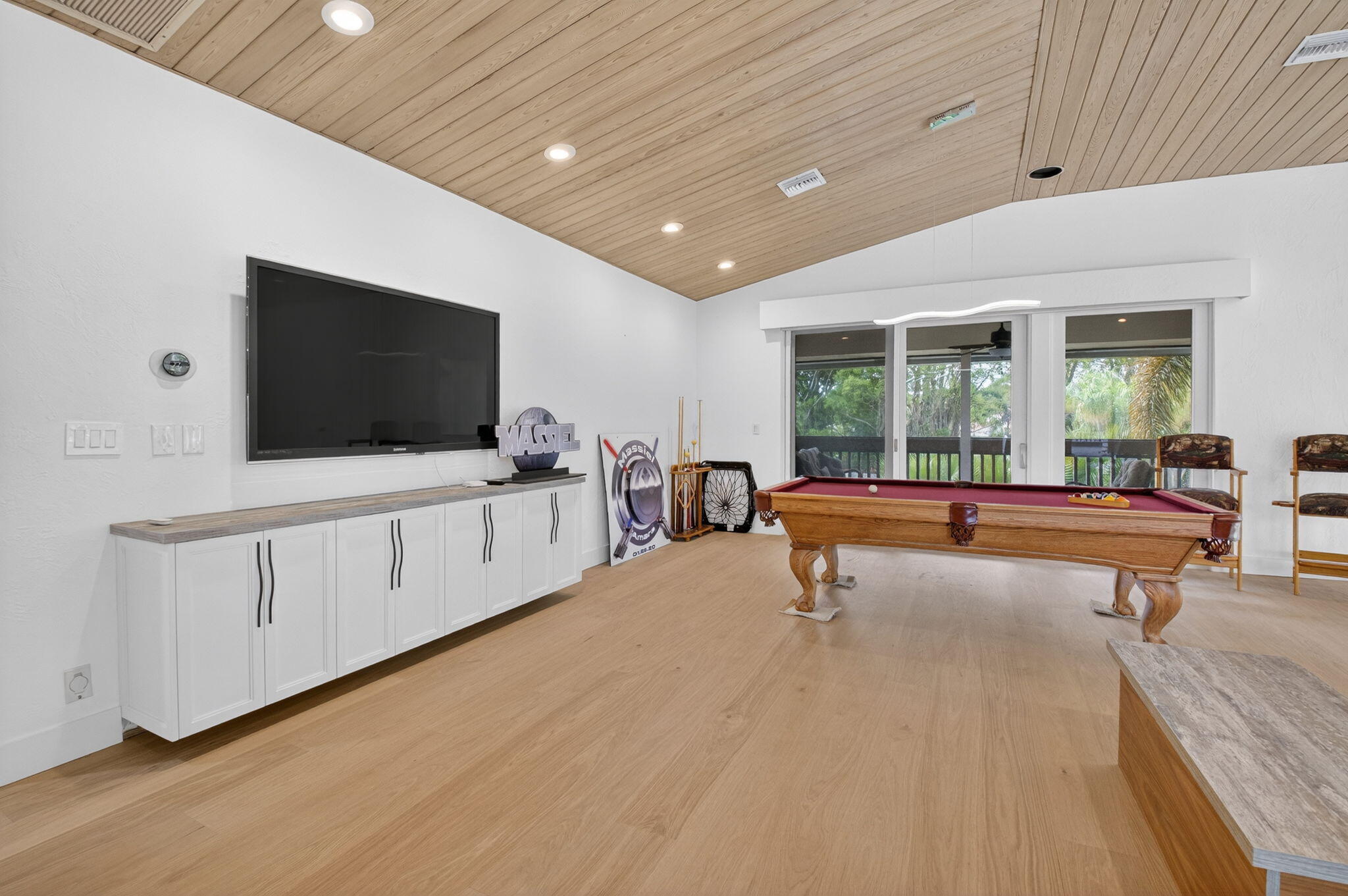 19787 Oakbrook Circle