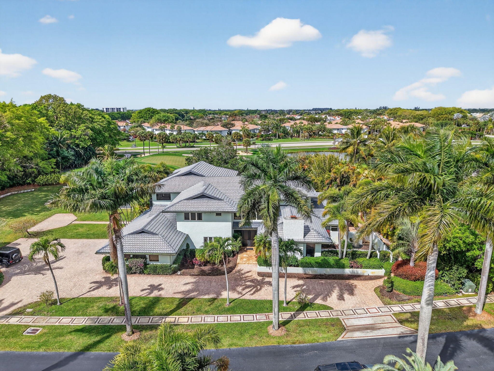 19787 Oakbrook Circle
