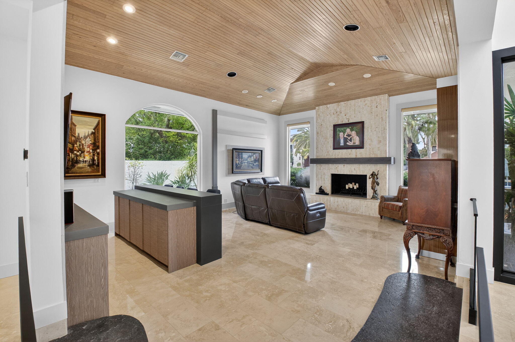 19787 Oakbrook Circle