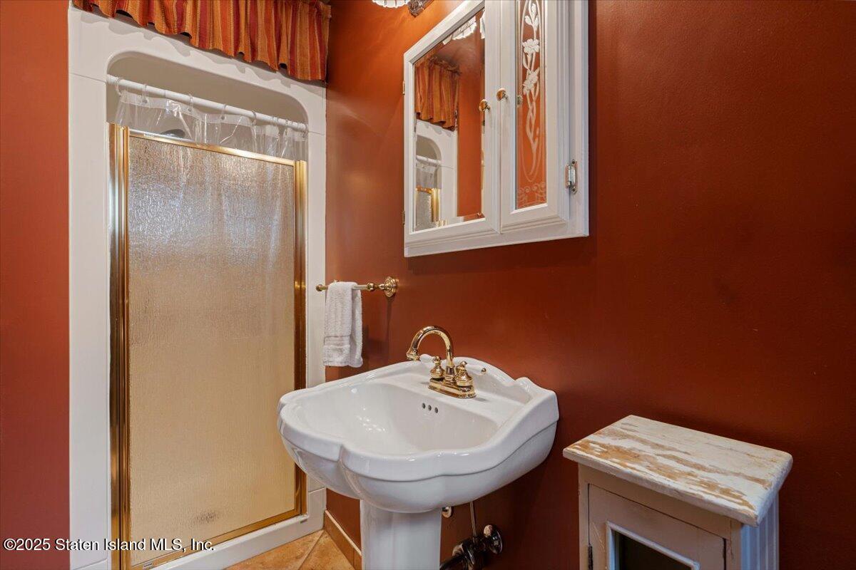 1566 Arthur Kill Road