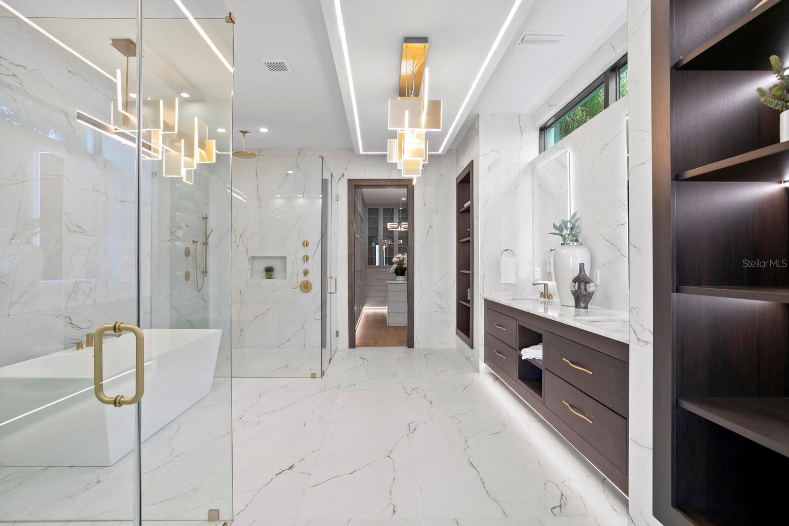 1721 BRIGHTWATERS BLVD NE