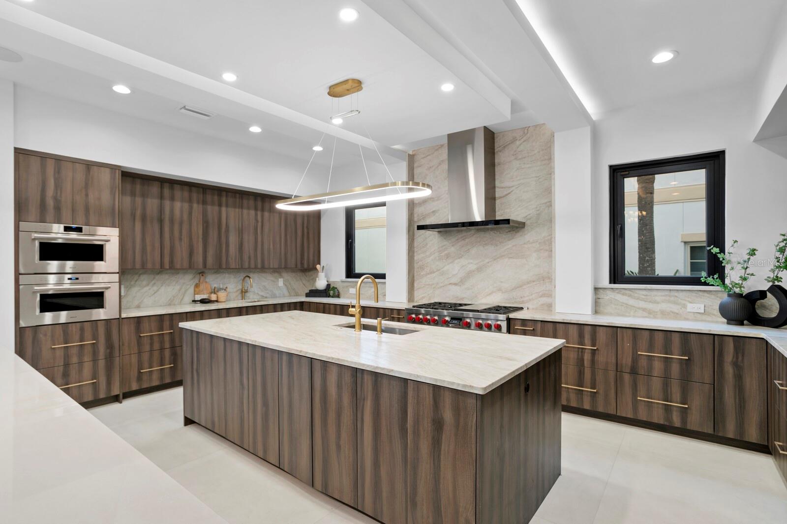 1721 BRIGHTWATERS BLVD NE