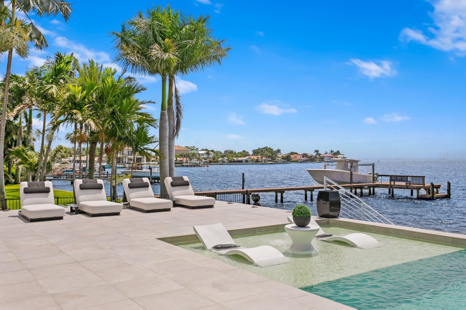 4611 BAYSHORE BLVD NE