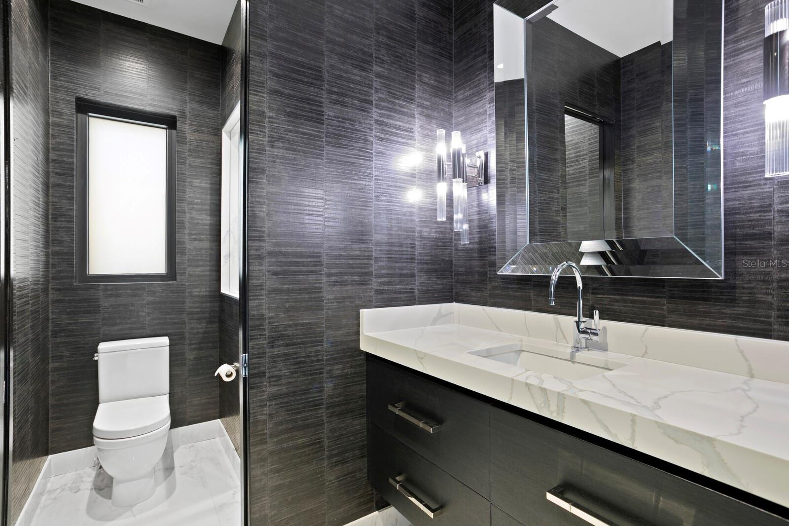 4611 BAYSHORE BLVD NE