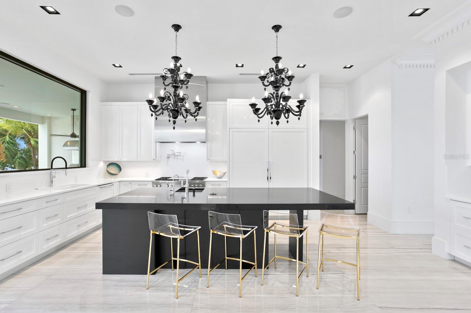 4611 BAYSHORE BLVD NE