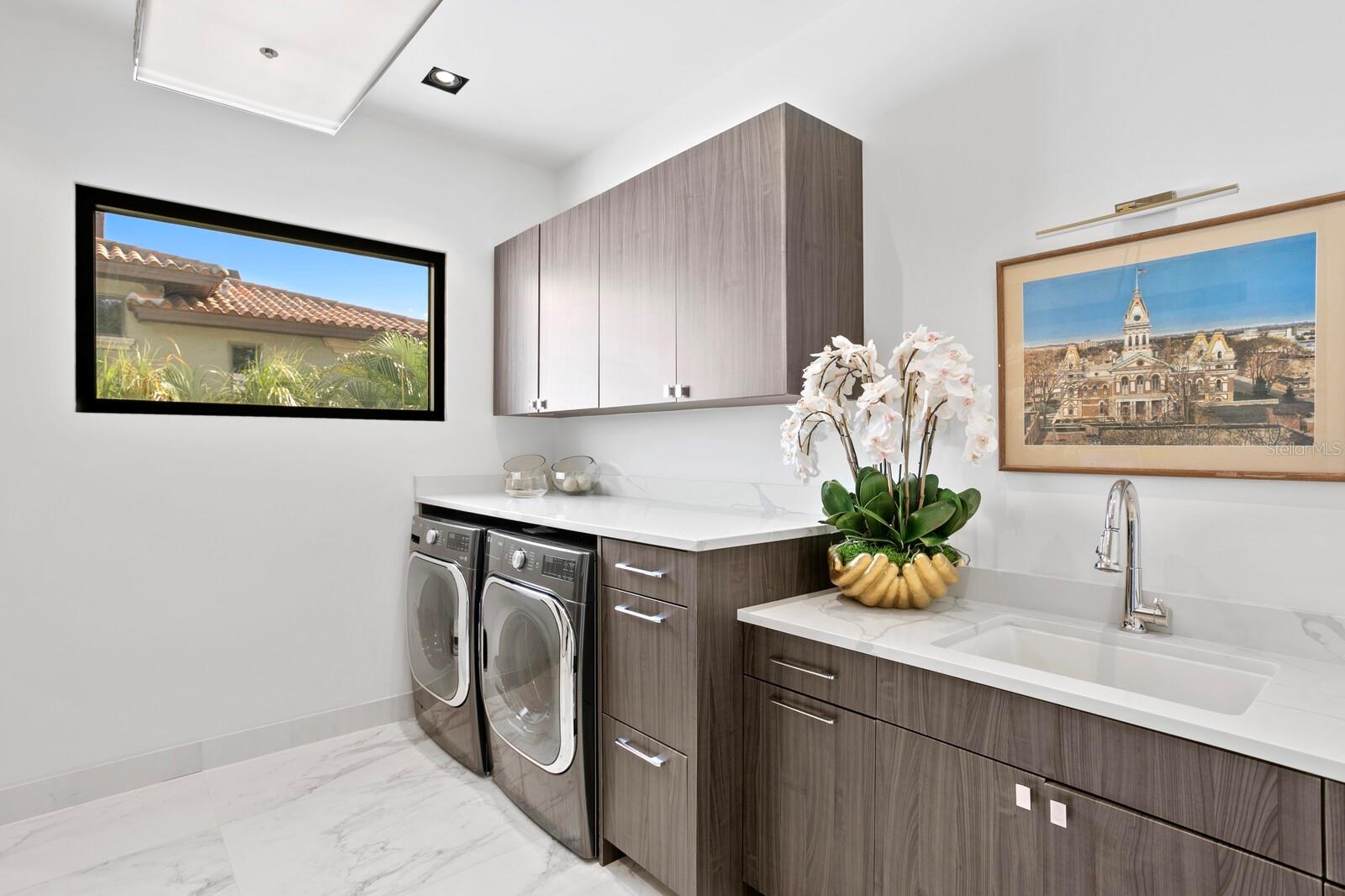 4611 BAYSHORE BLVD NE