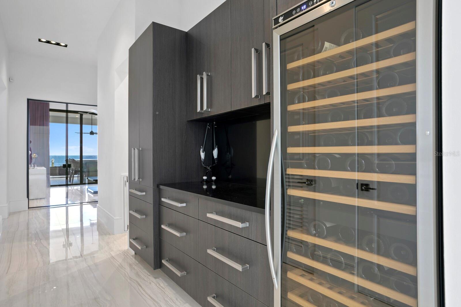 4611 BAYSHORE BLVD NE