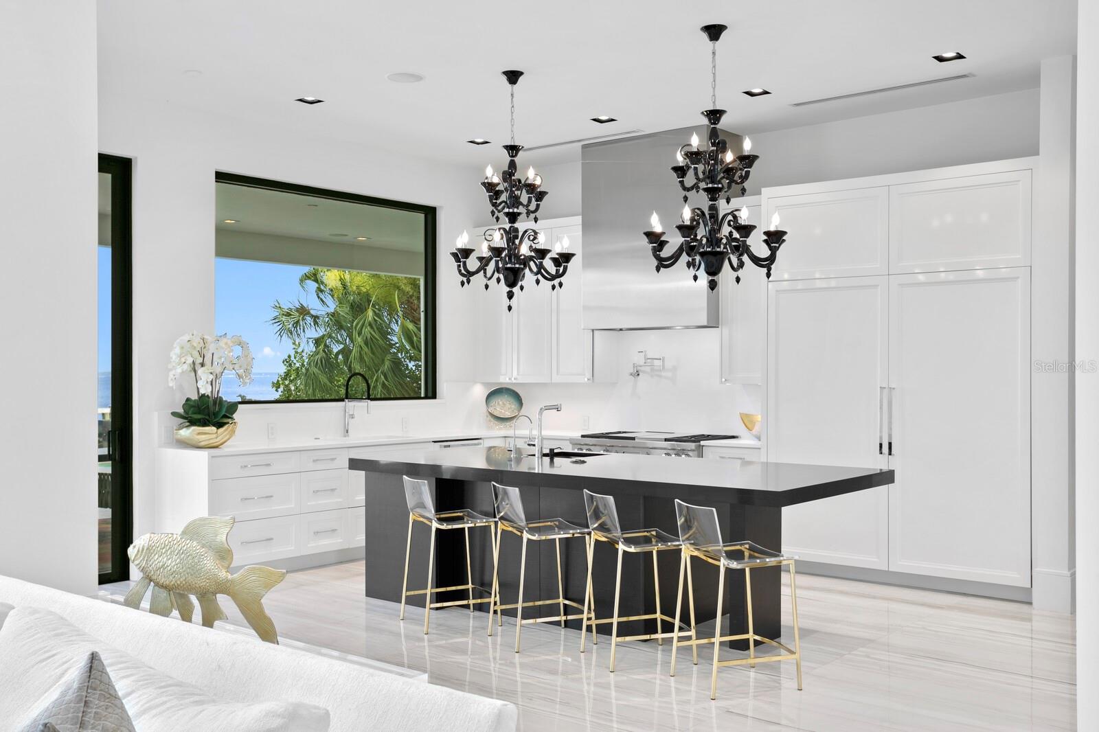 4611 BAYSHORE BLVD NE