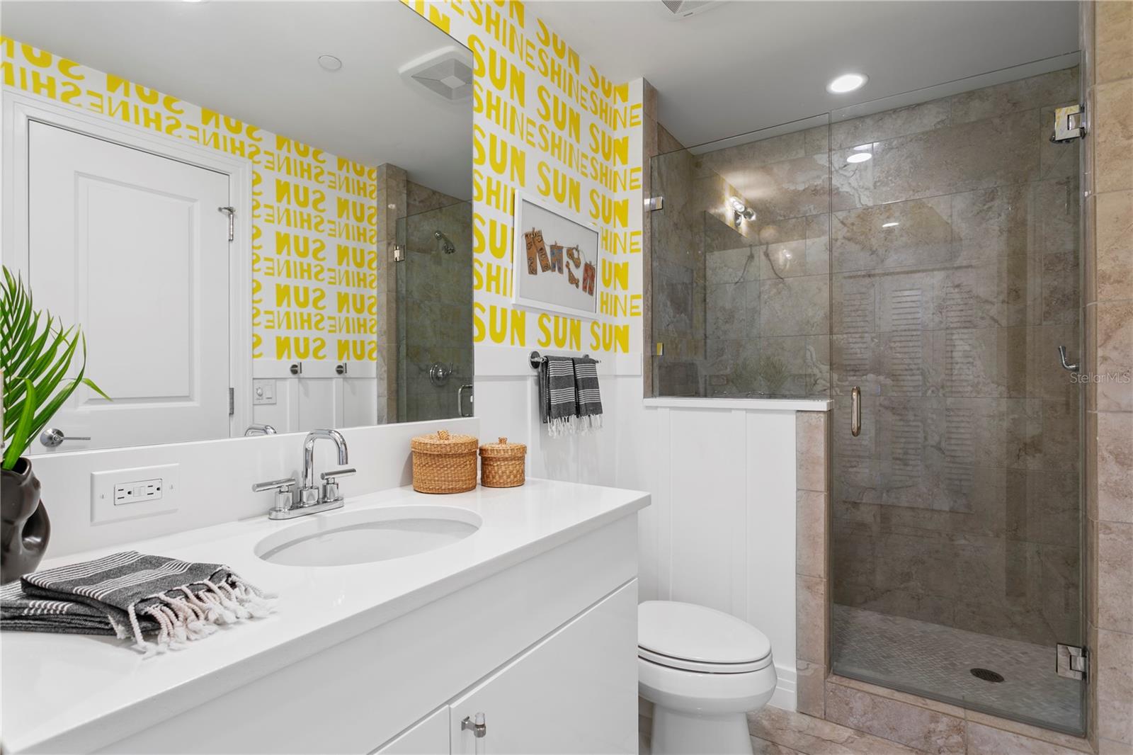 1325 SNELL ISLE BLVD NE #911