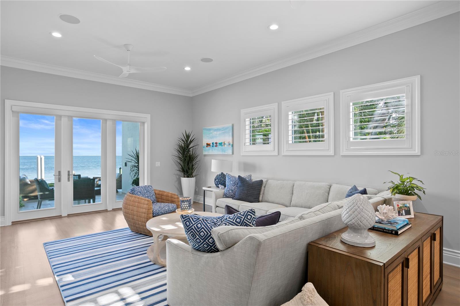 2030 CAROLINA AVE NE