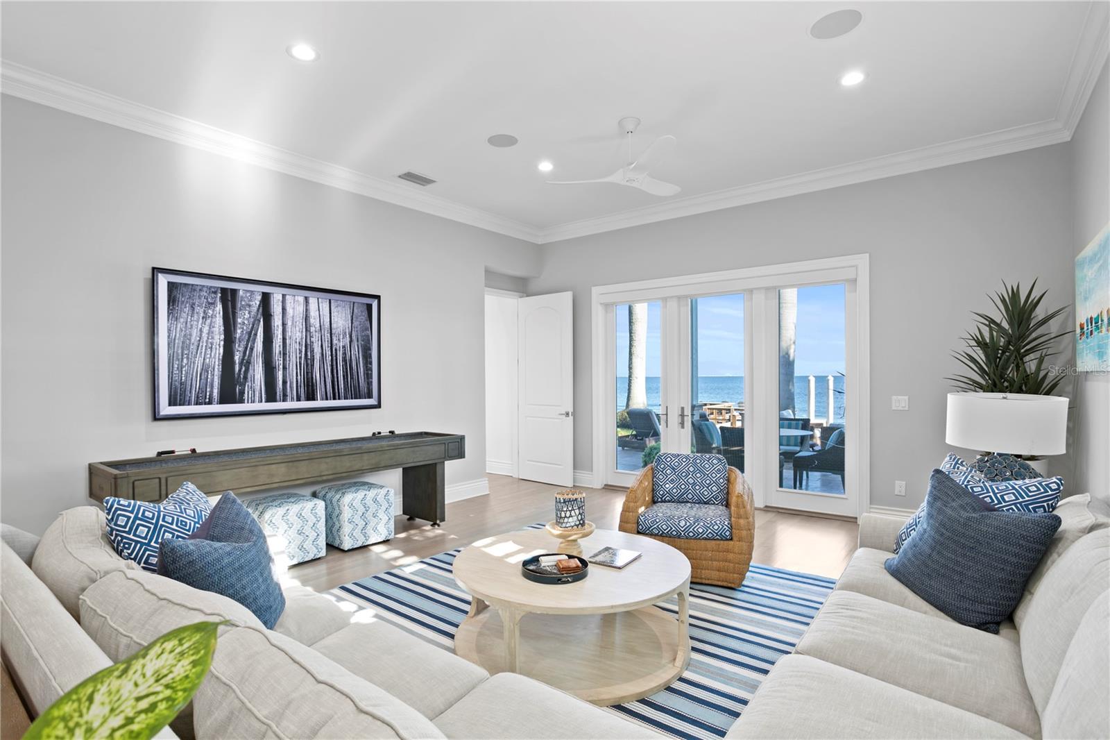 2030 CAROLINA AVE NE