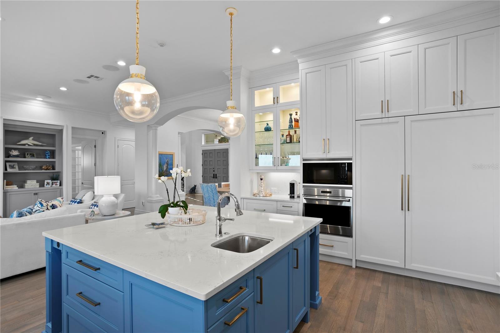 2030 CAROLINA AVE NE