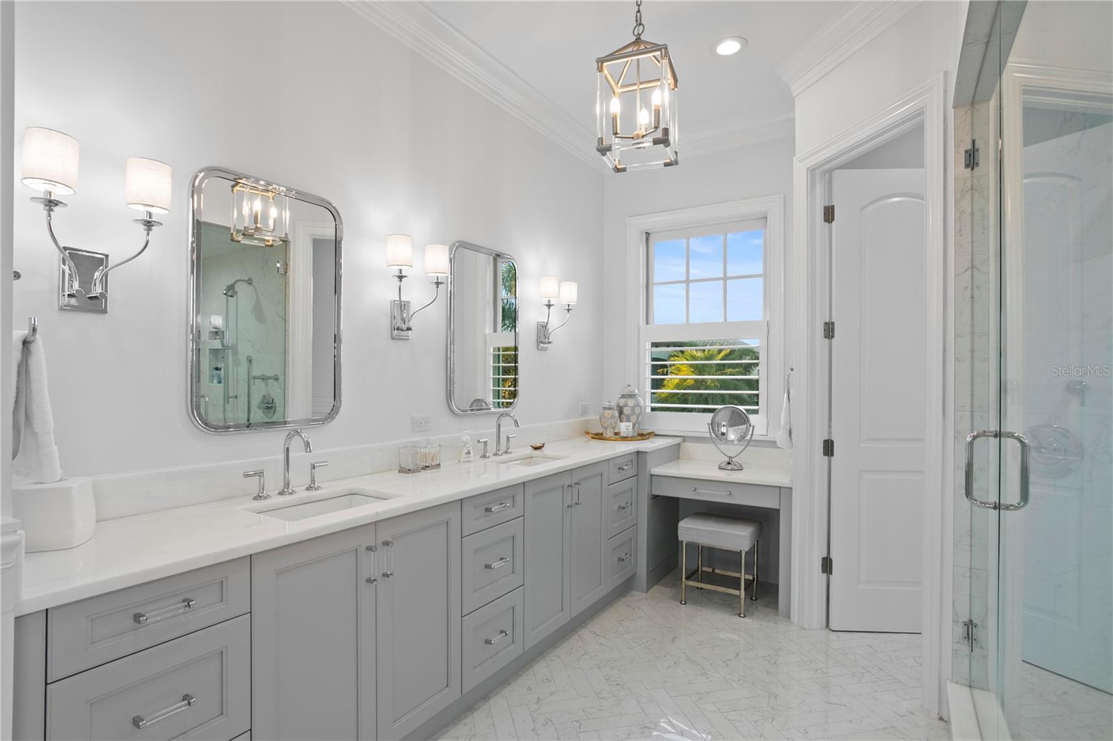 2030 CAROLINA AVE NE