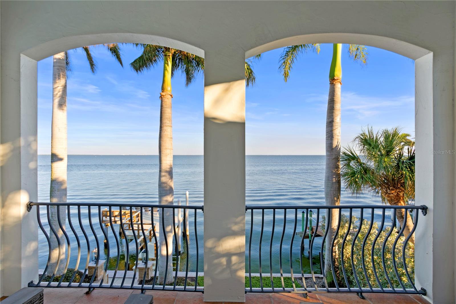 2030 CAROLINA AVE NE