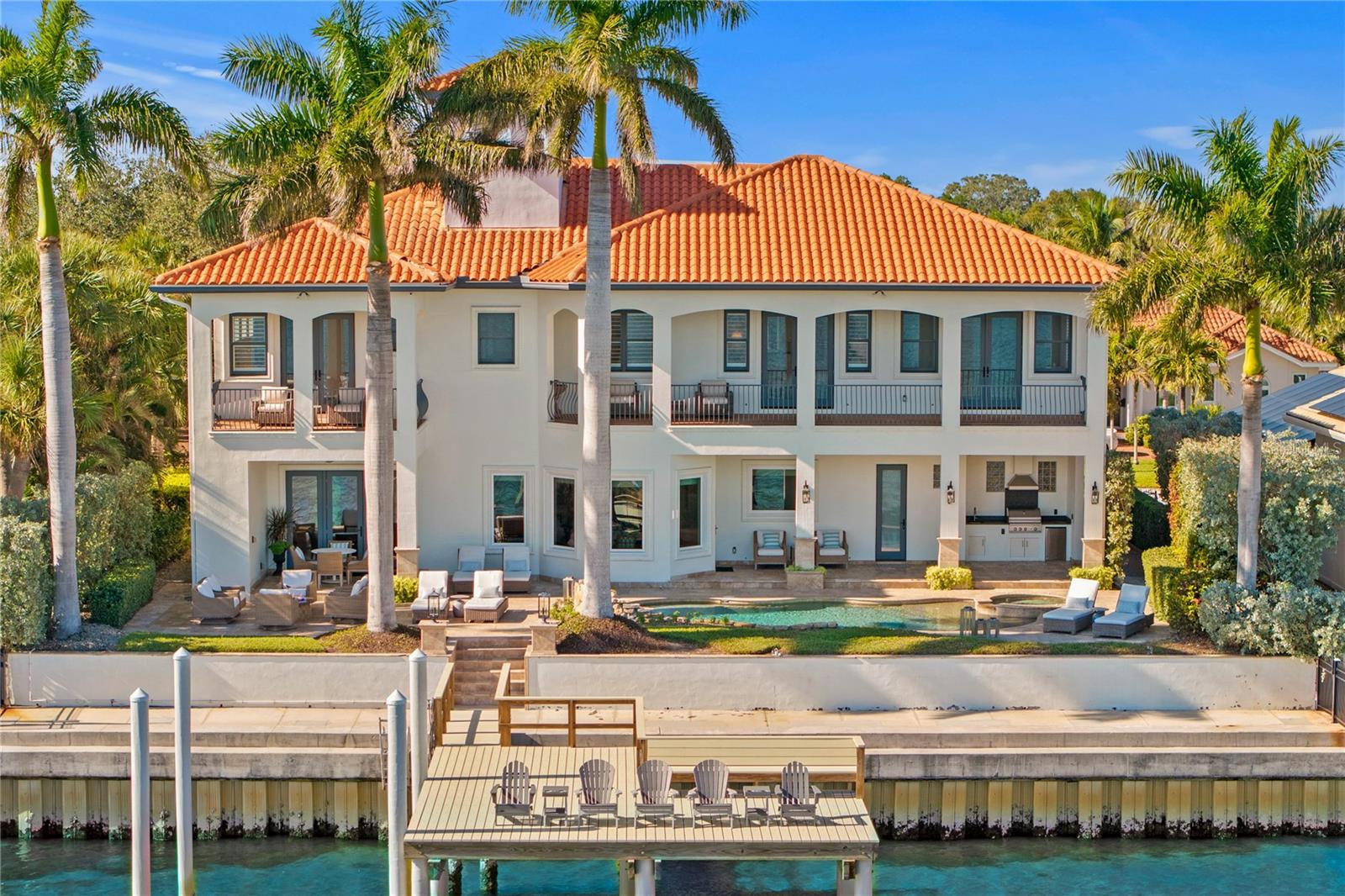 2030 CAROLINA AVE NE