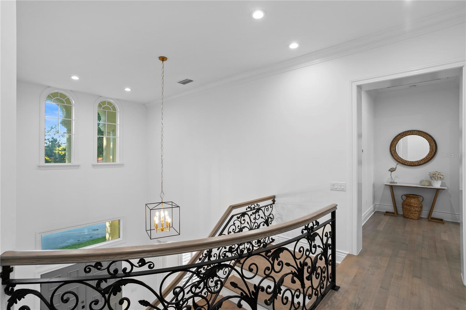 2030 CAROLINA AVE NE