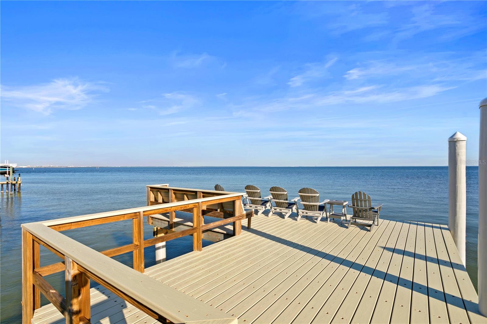 2030 CAROLINA AVE NE