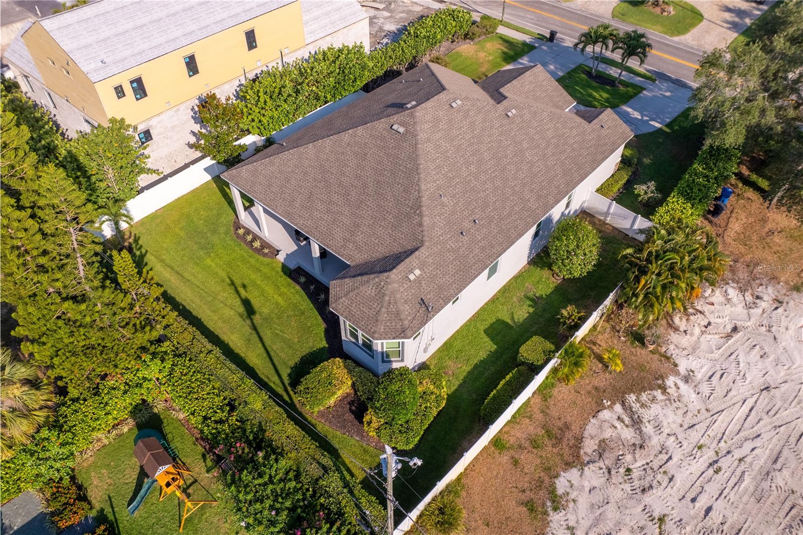 1036 SNELL ISLE BLVD NE