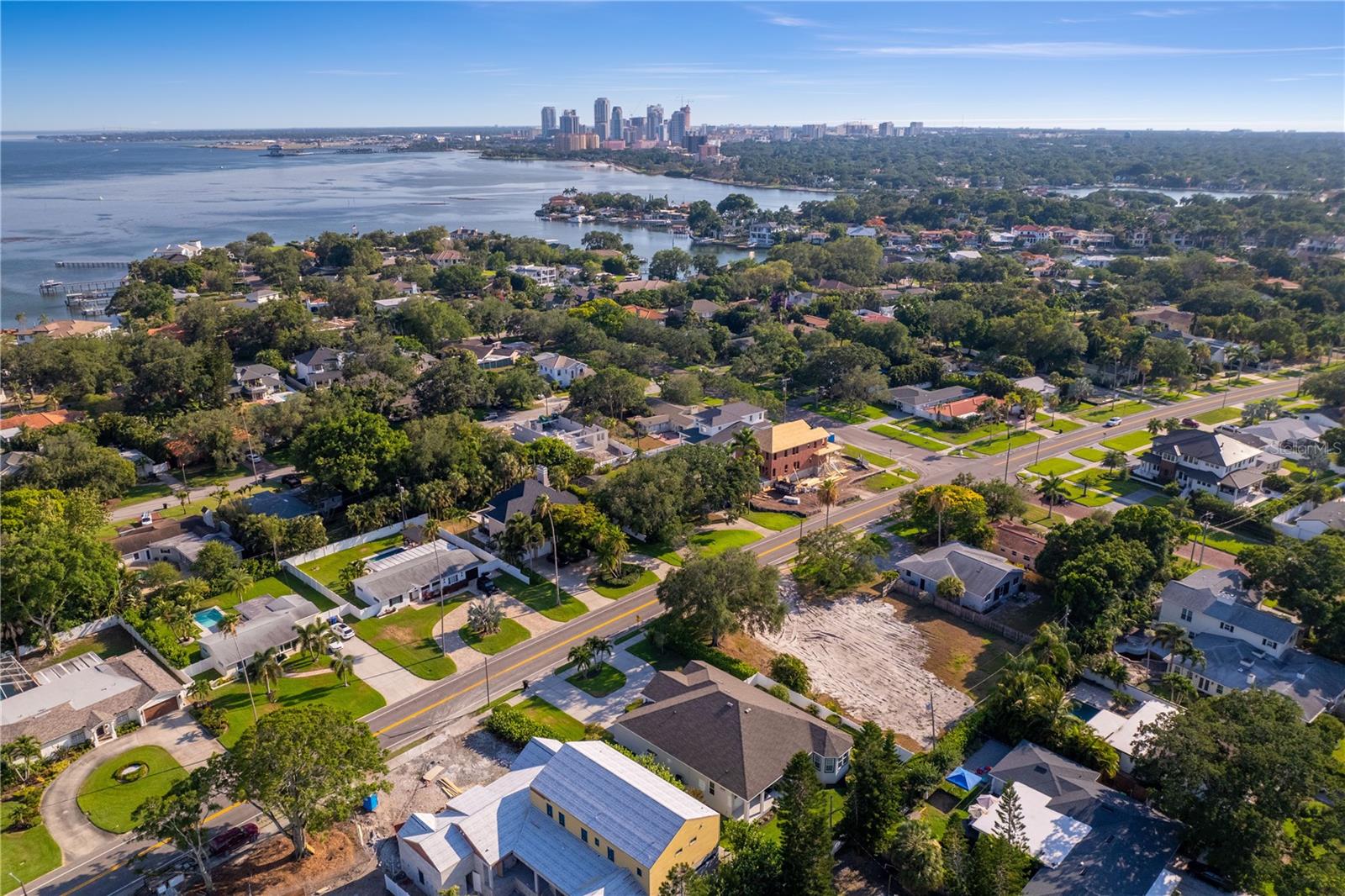 1036 SNELL ISLE BLVD NE