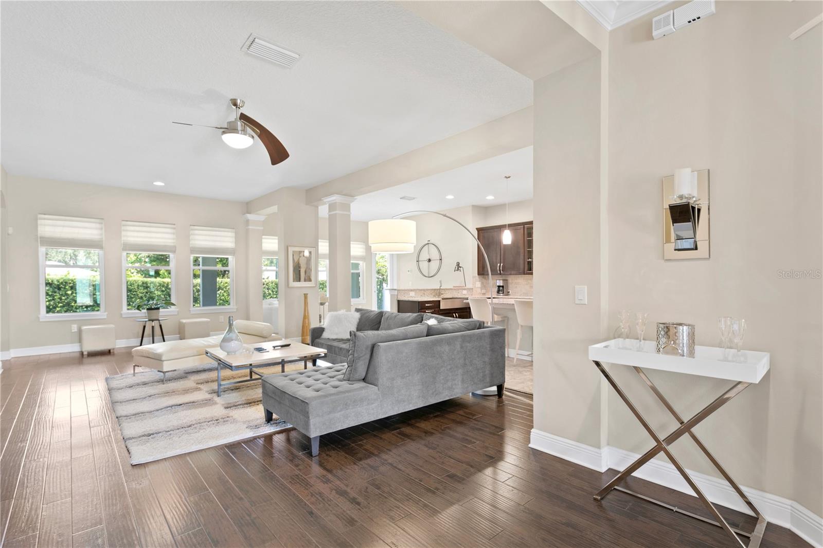 1036 SNELL ISLE BLVD NE