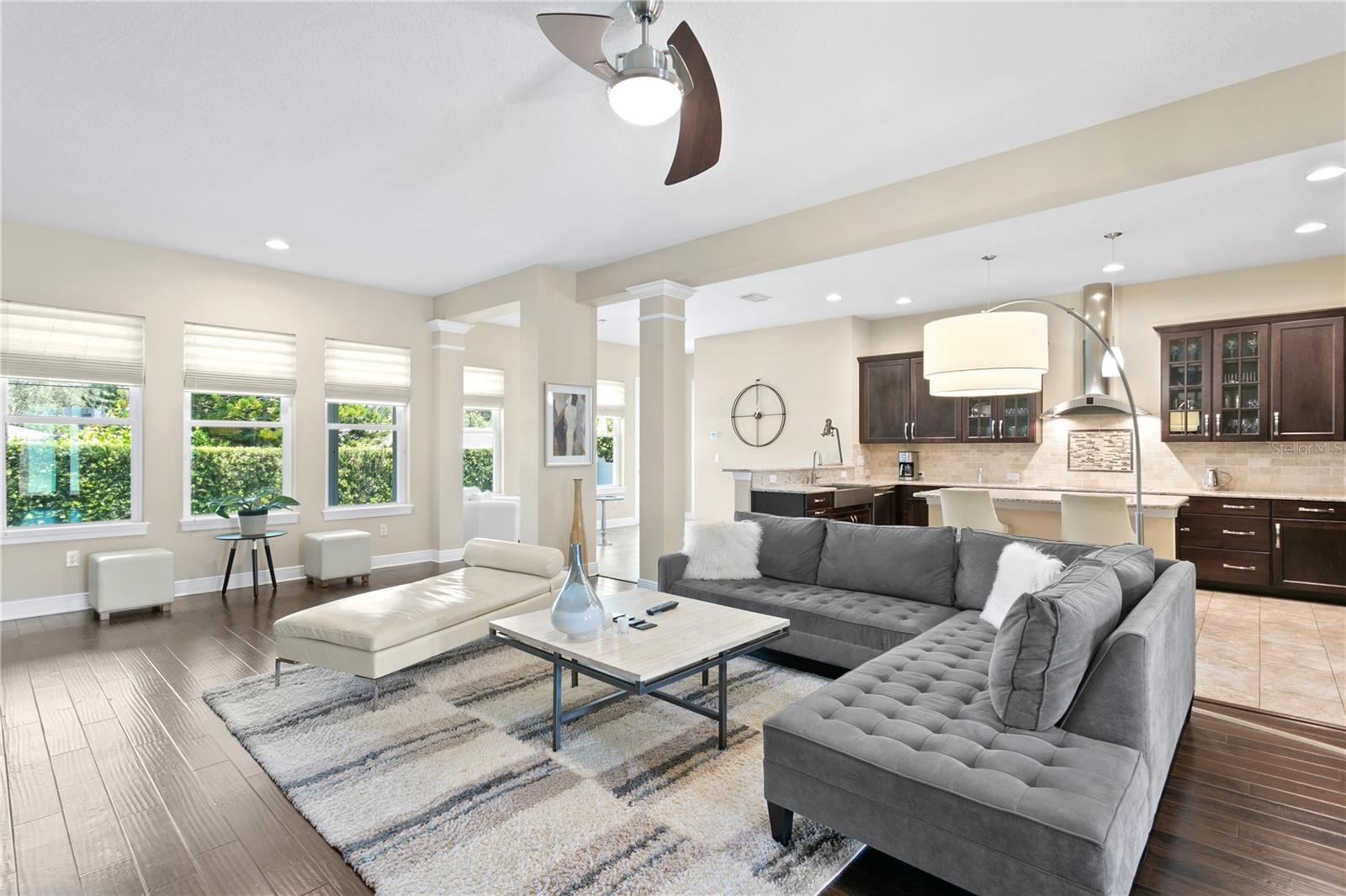 1036 SNELL ISLE BLVD NE