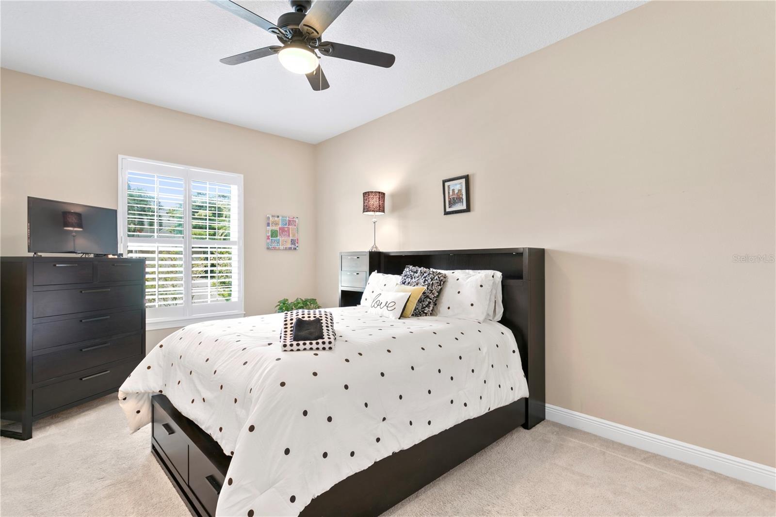 1036 SNELL ISLE BLVD NE