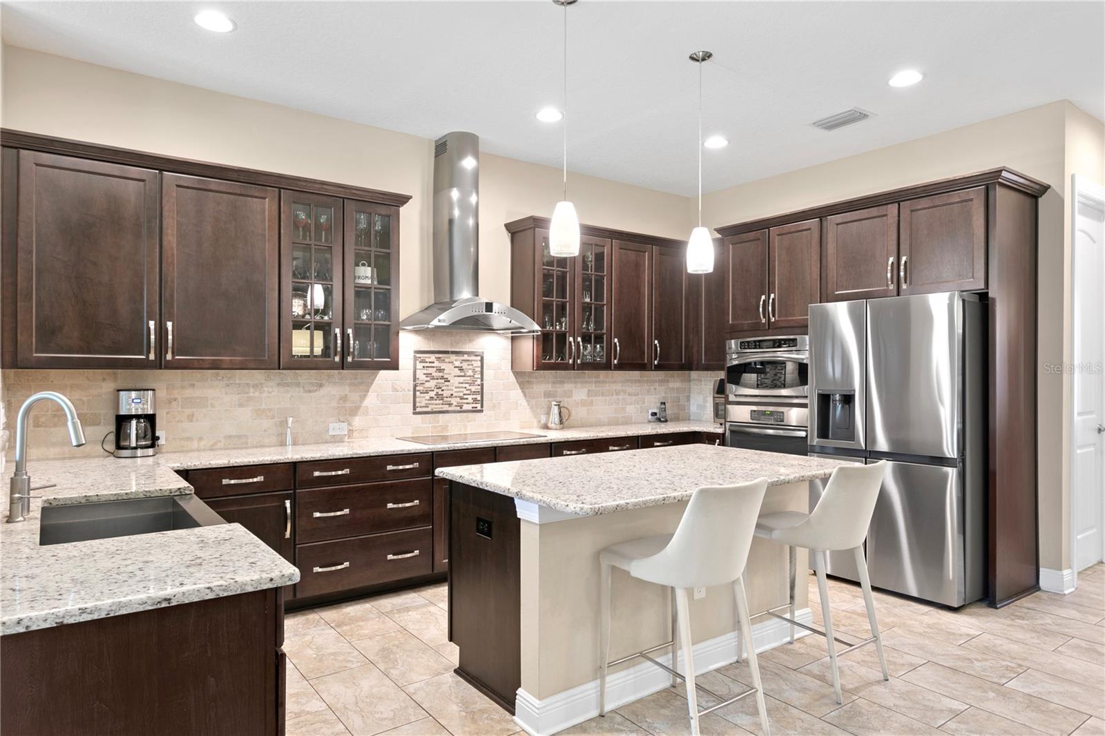 1036 SNELL ISLE BLVD NE