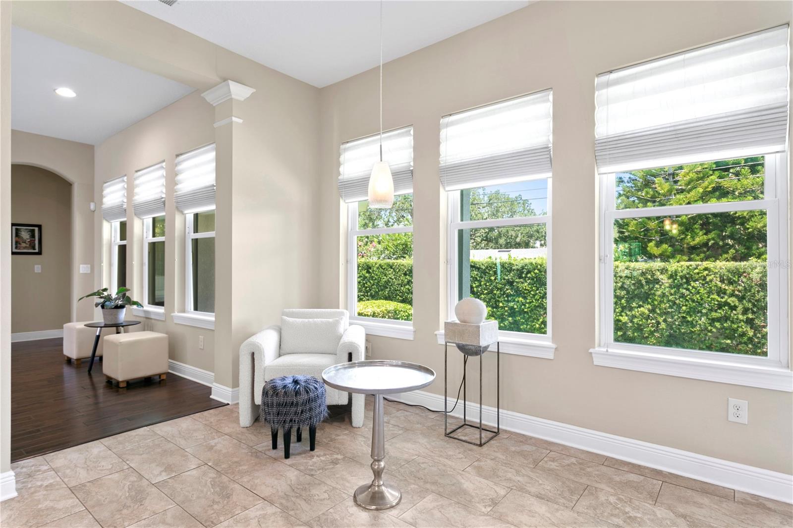 1036 SNELL ISLE BLVD NE