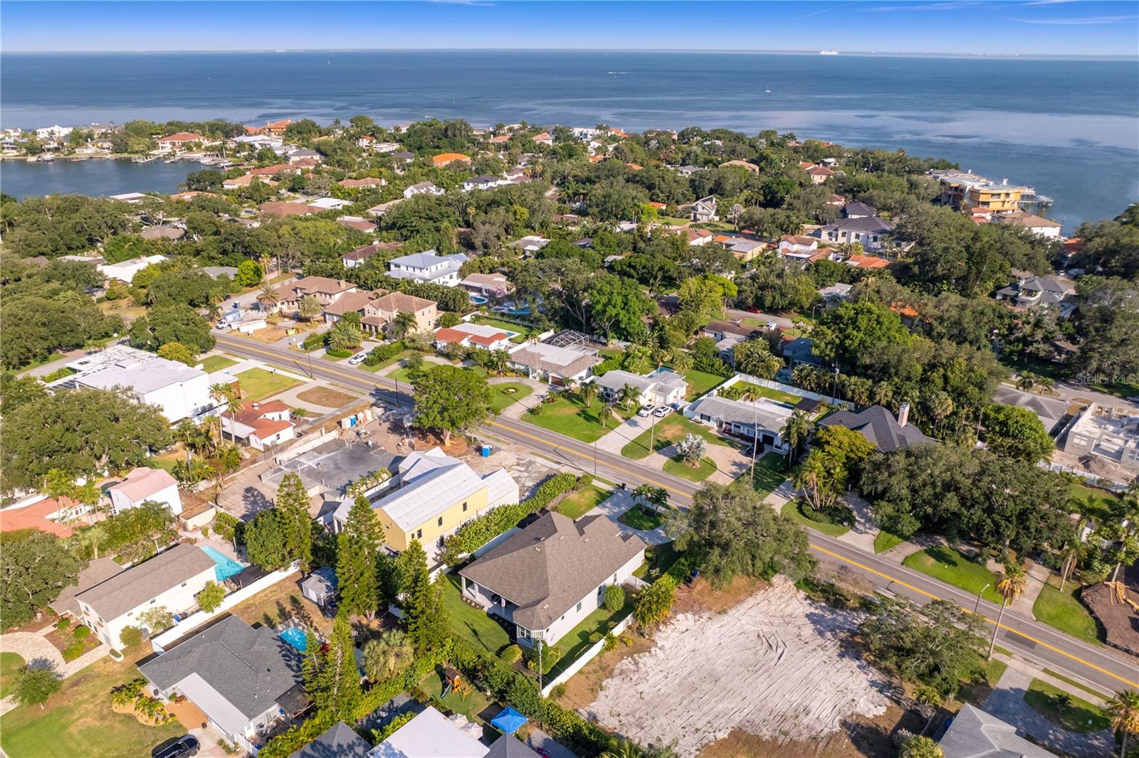 1036 SNELL ISLE BLVD NE